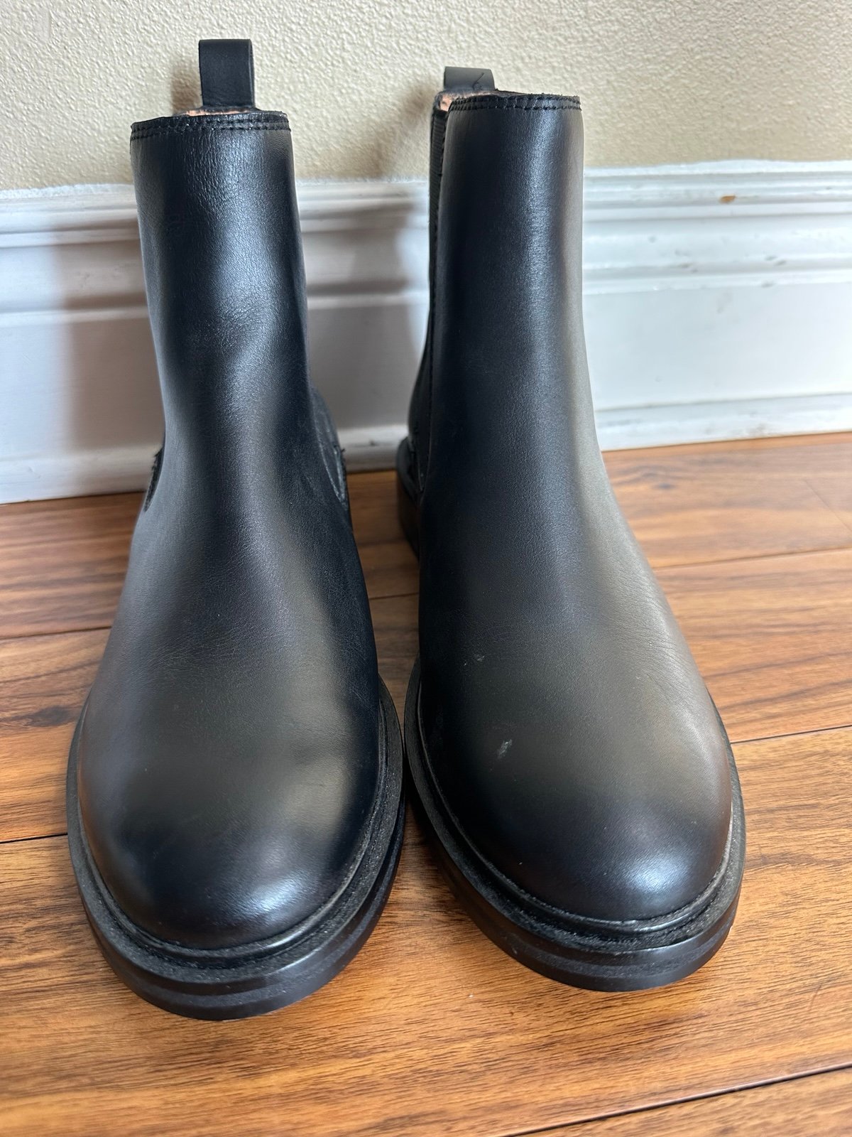Madewell women’s pull on boots size 9.5