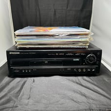 Pioneer CLD-D604 LaserDisc Player - 18 Karaoke LaserDisc | No Remote Control EUC