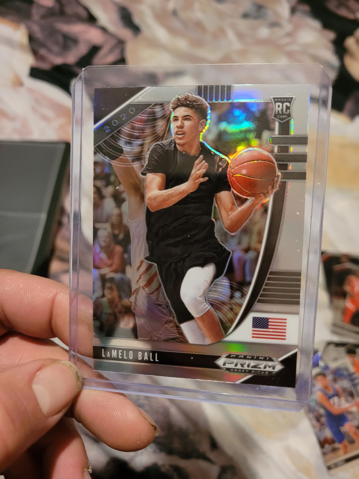 Lamelo ball holo prizma draft card