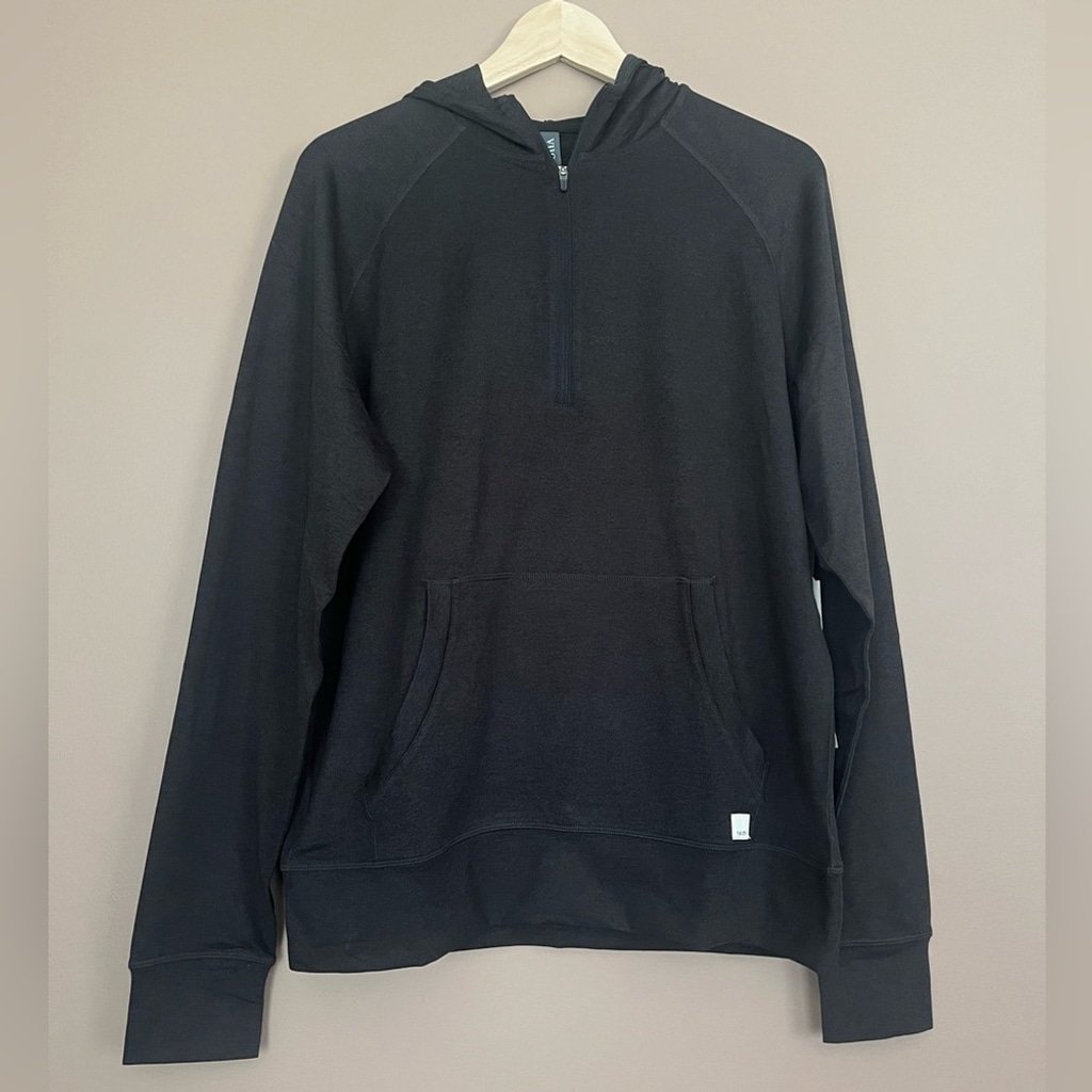 {Vuori} Ponto Performance 1/2 Zip Hoodie in Black Heather - Mens Small - NWT