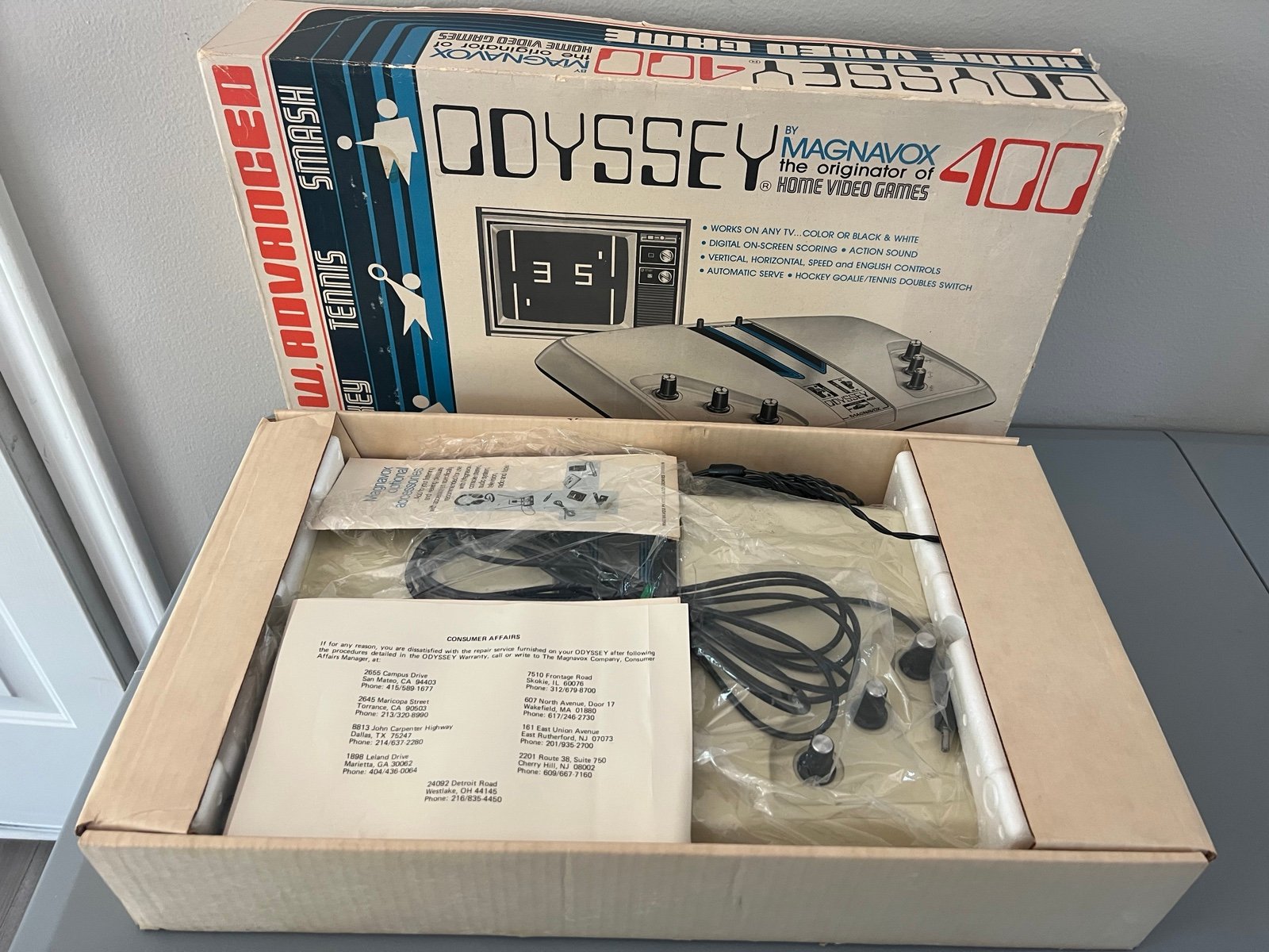 1980's Magnavox Odyssey 400 Video Game System Complete in Box