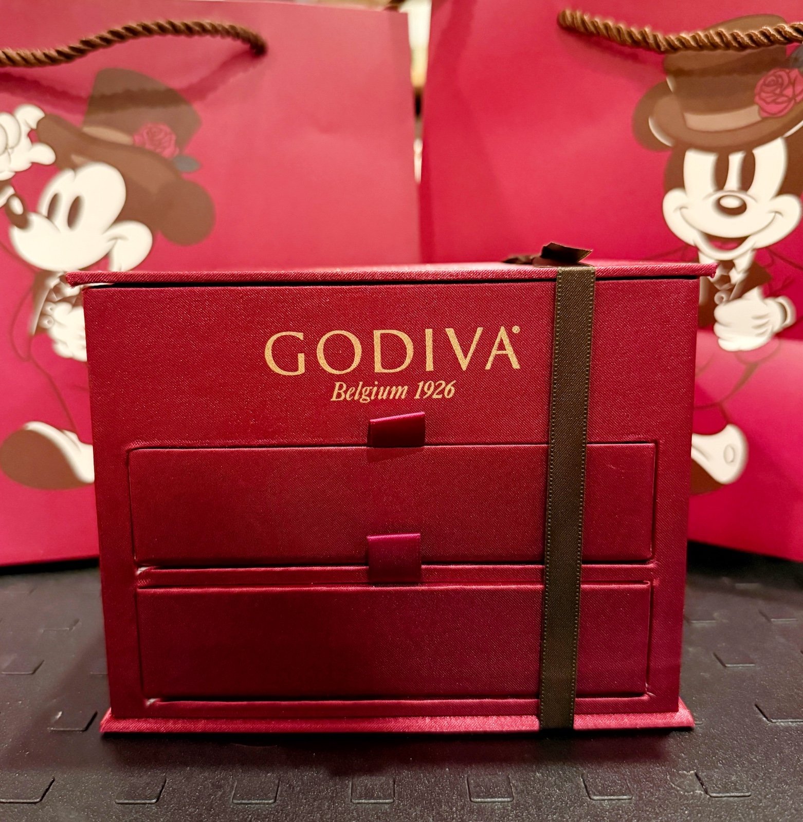 GODIVA x TOKYO DISNEY Valentine Limited Edition Jewelry Chocolate Box