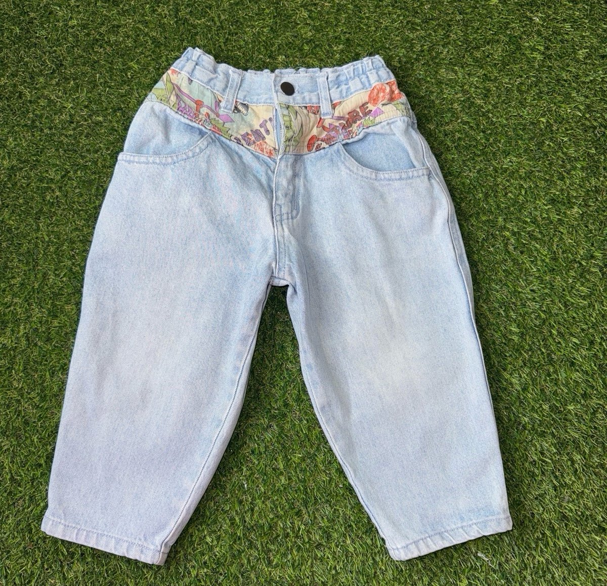 Vintage 90s jeans