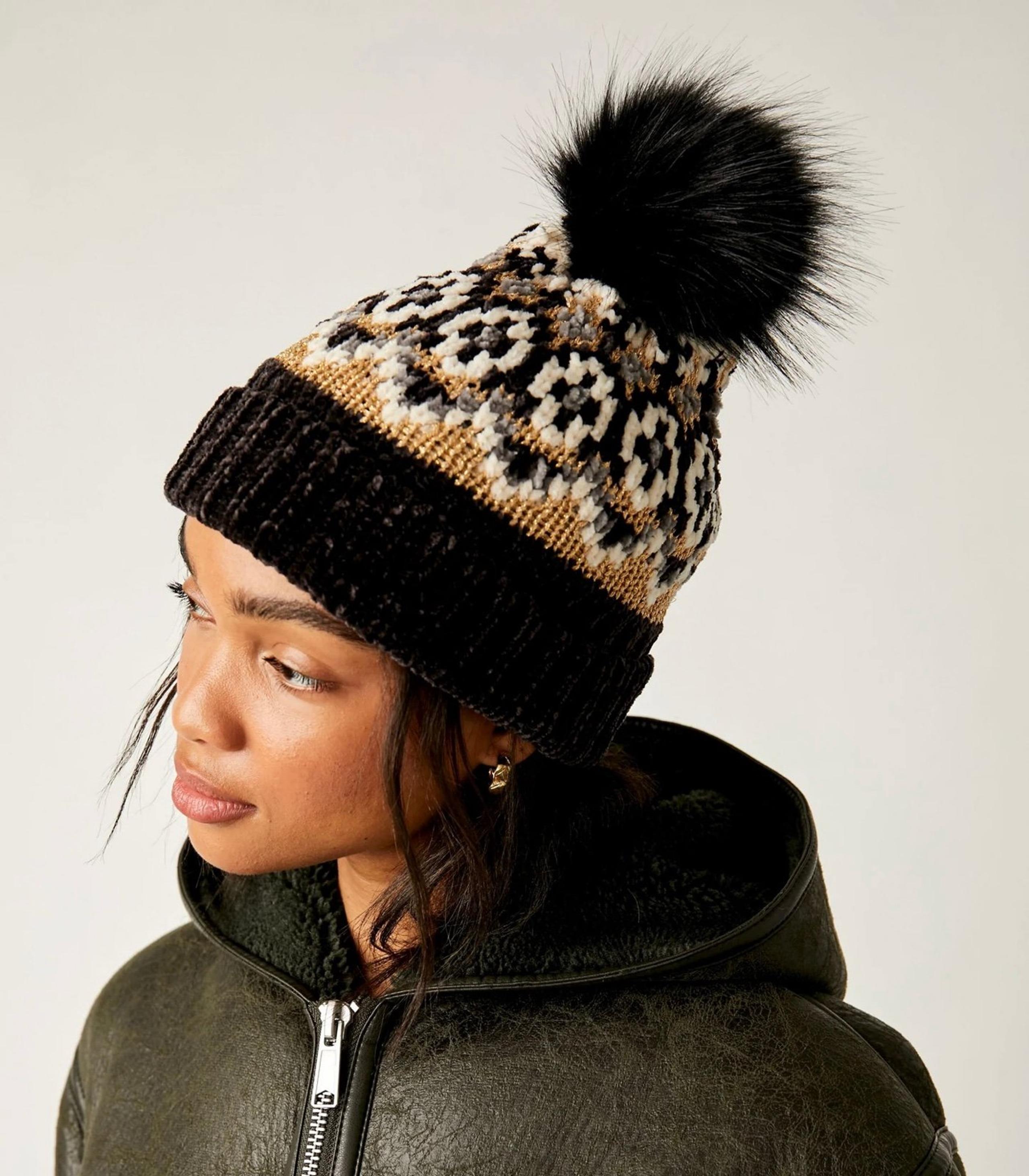 FREE PEOPLE Chalet Fair Isle Pom Pom Beanie-Black Combo