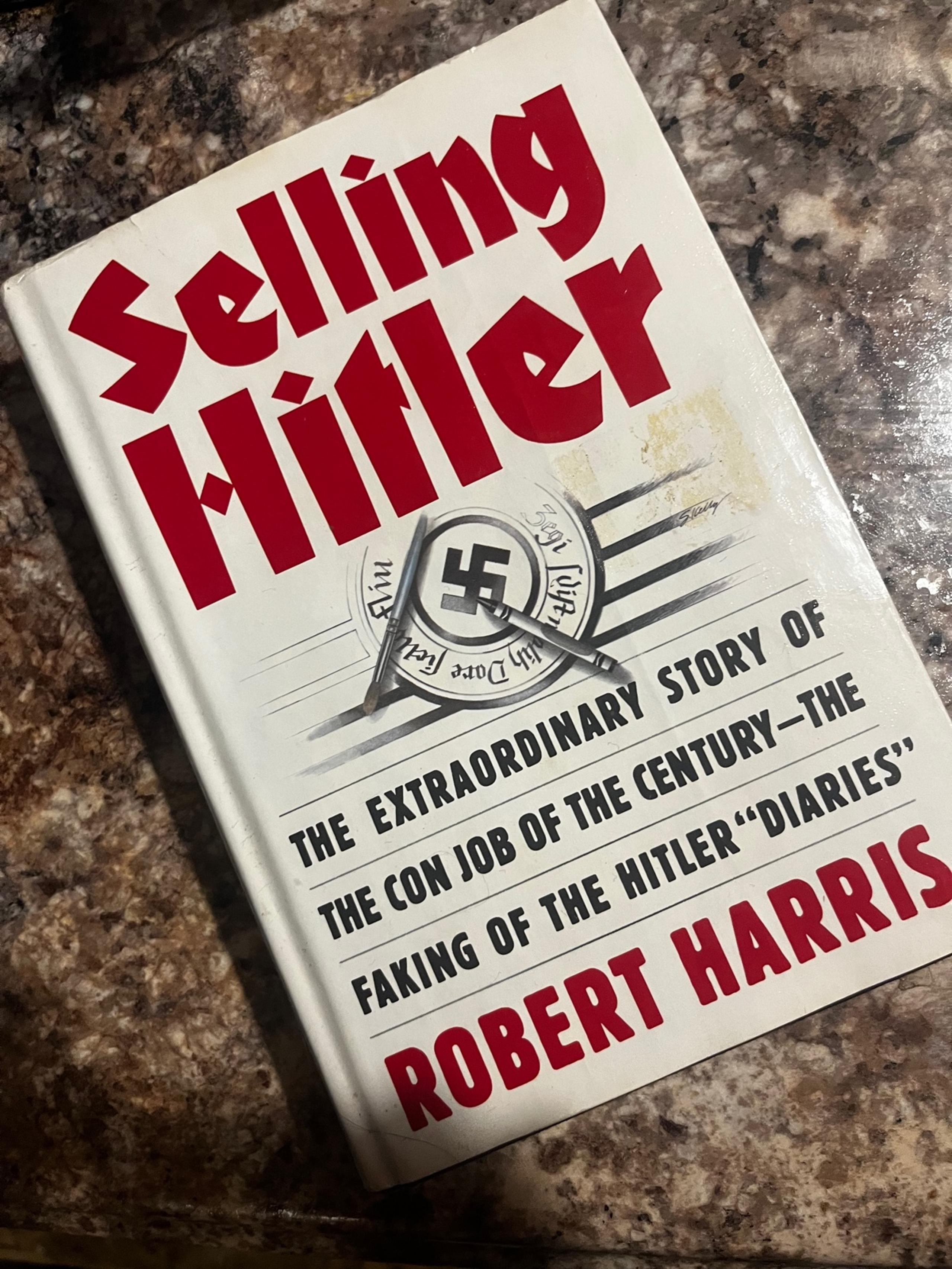 Selling Hitler by Robert Harris