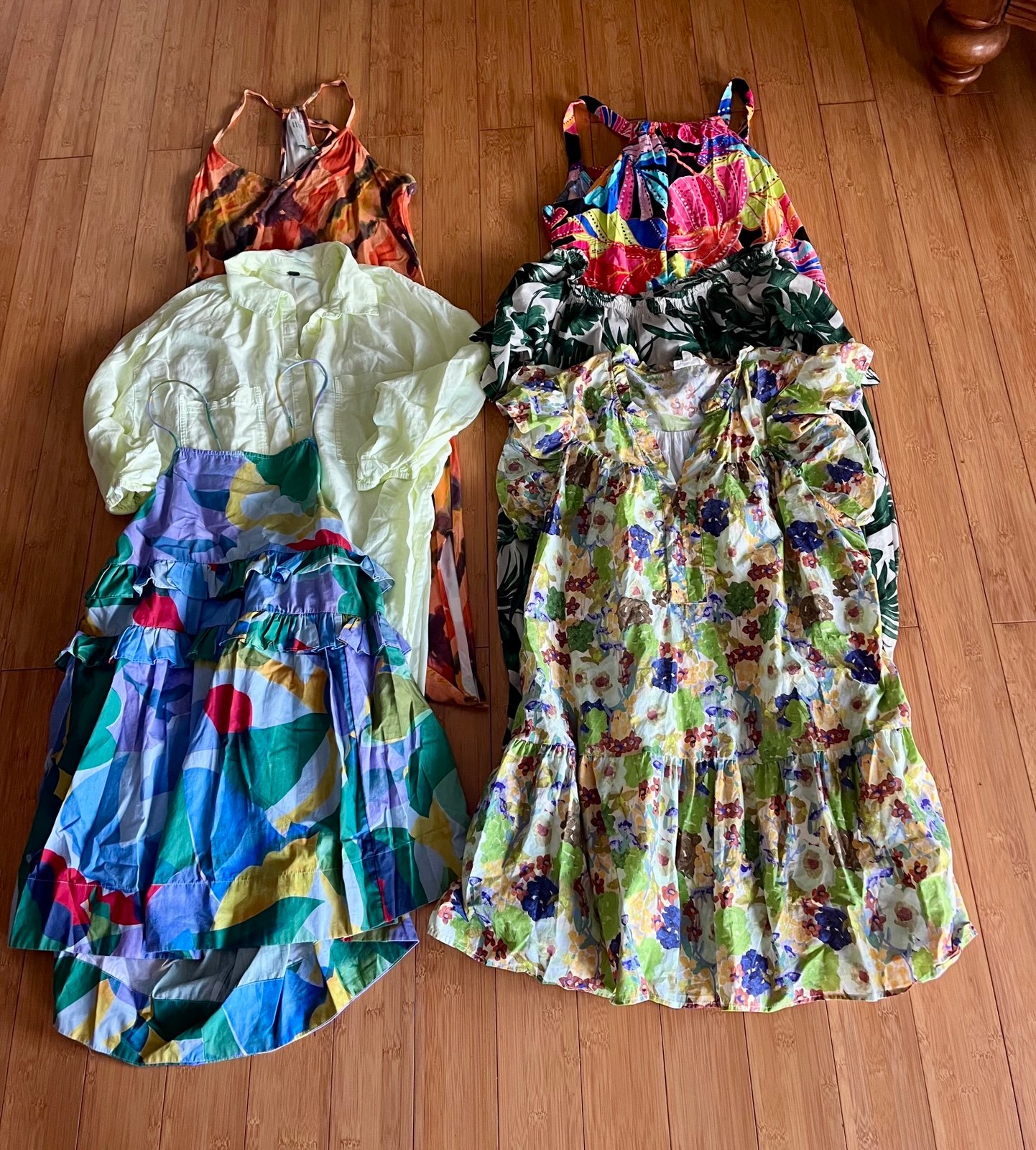 Bundle of 6 dresses