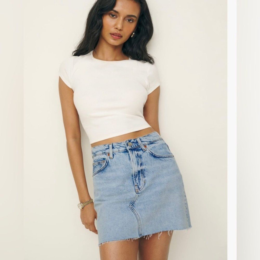REFORMATION Nina denim mini skirt in Folsom wash size 25