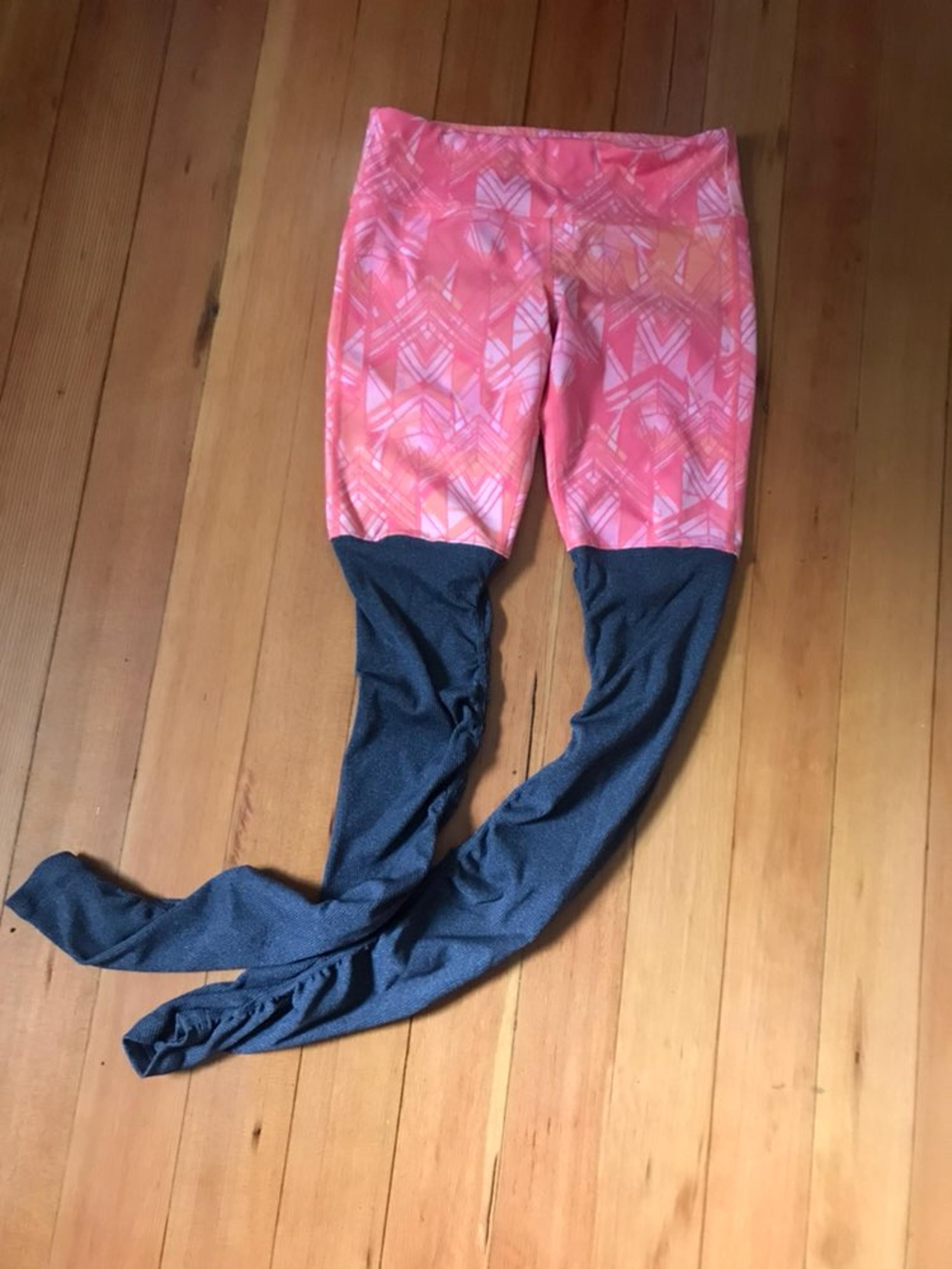 Alo Yoga Goddess Leggings