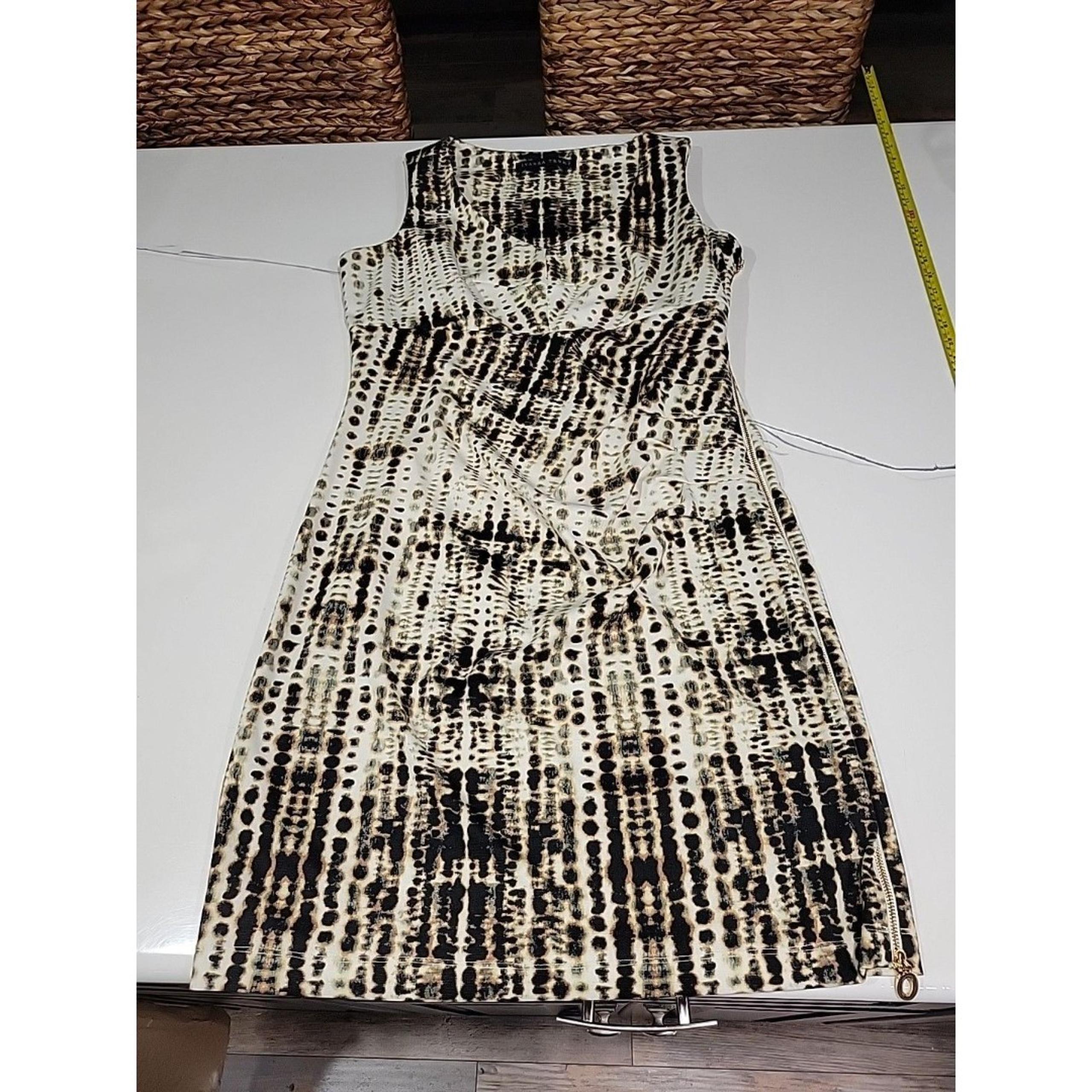 Ivanka Trump Women's 8 "Animal" Patterned Sleeveless Zipper Ruched Dress READ B5