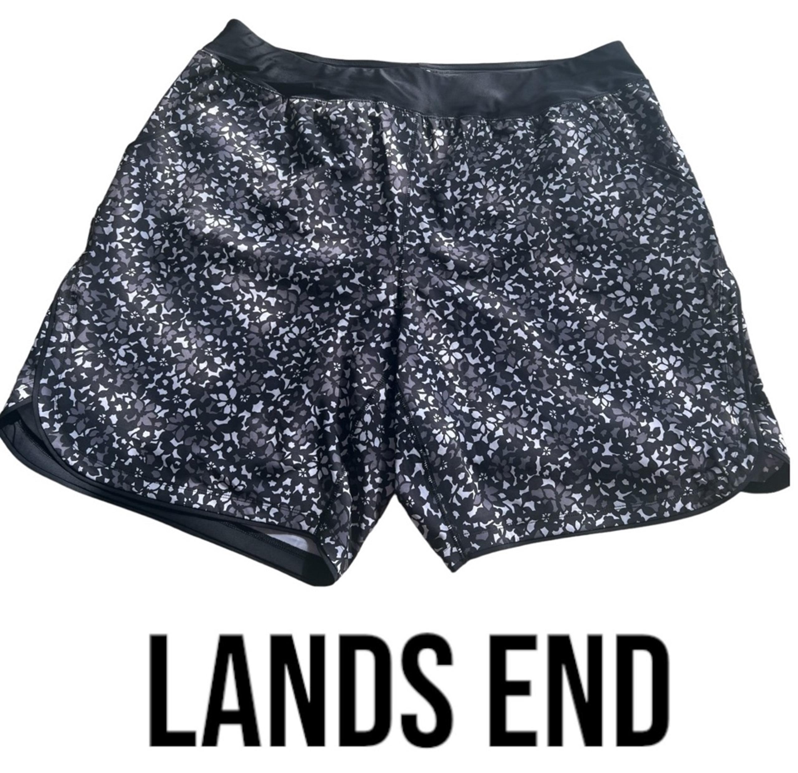 Lands' End Black And White Quick Dry Thigh-Minimizer Swim Board Shorts Sz 22W