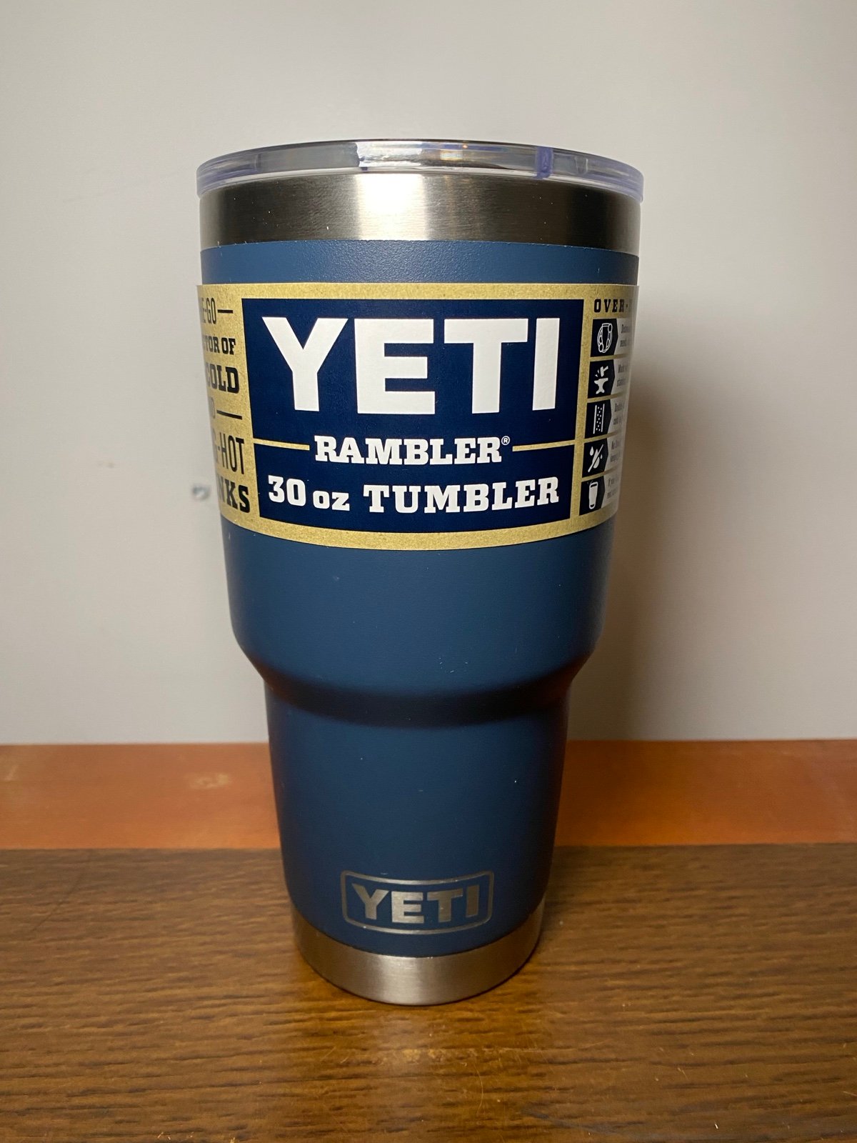 Yeti MagSlider Lid Rambler Tumbler, 30oz - Navy Blue Brand New