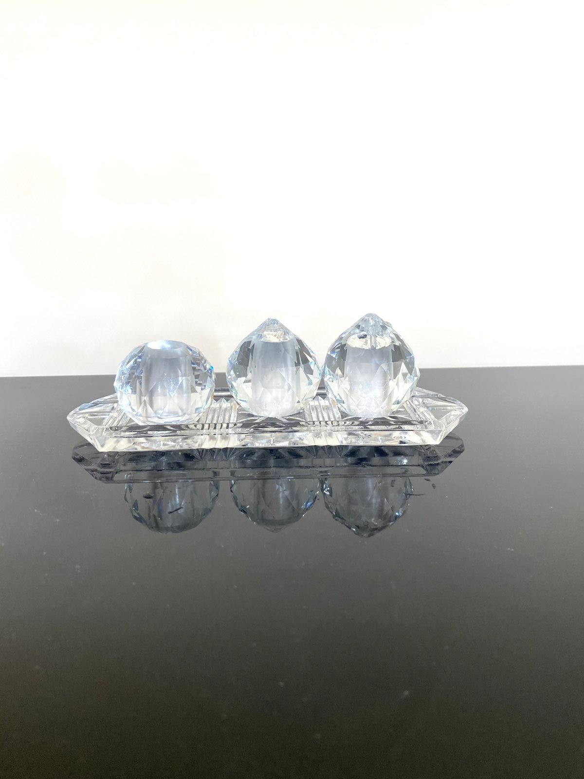 Crystal salt pepper holder