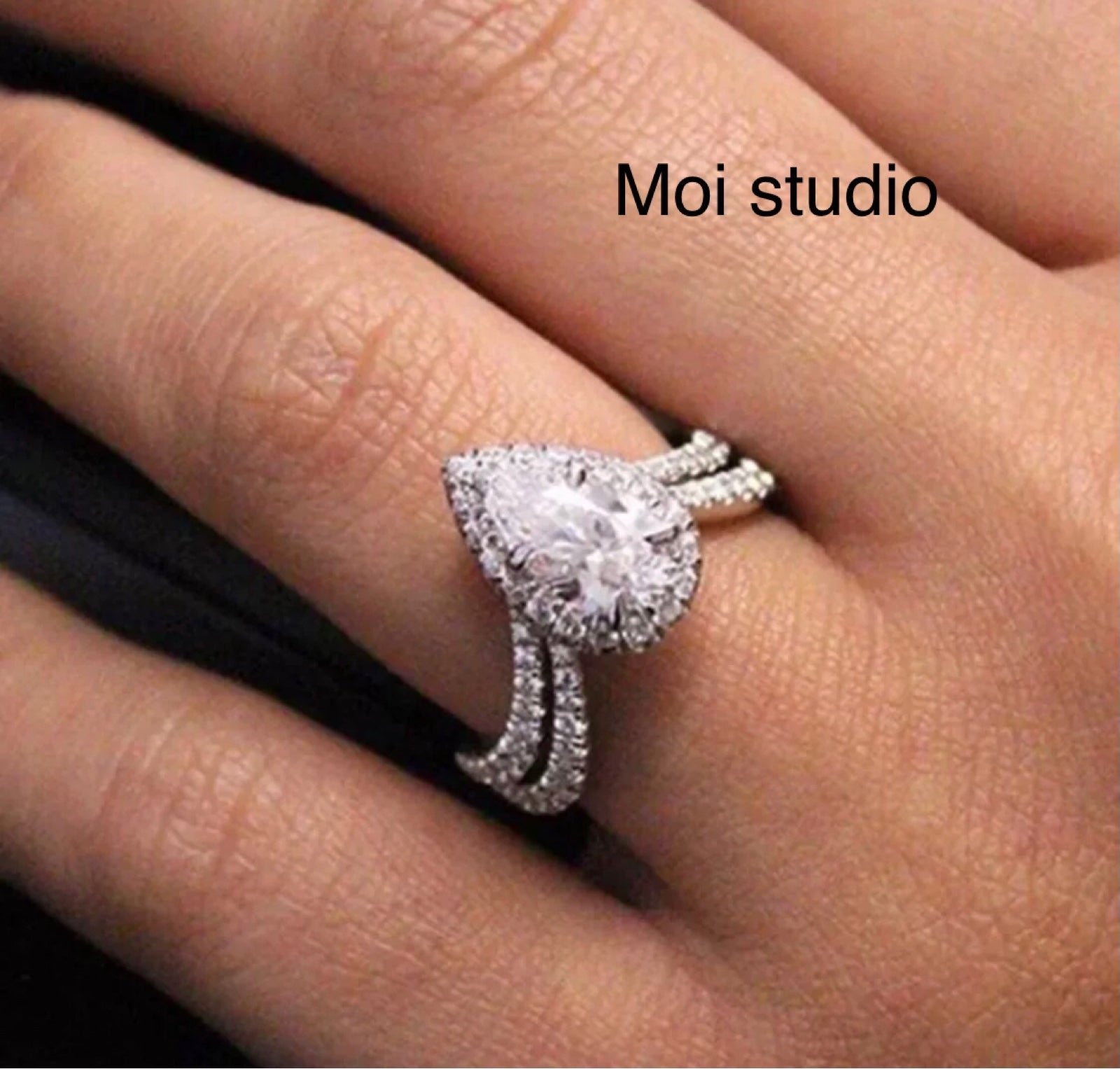✨Pear Engagement Ring Art Deco✨Size: 7✨