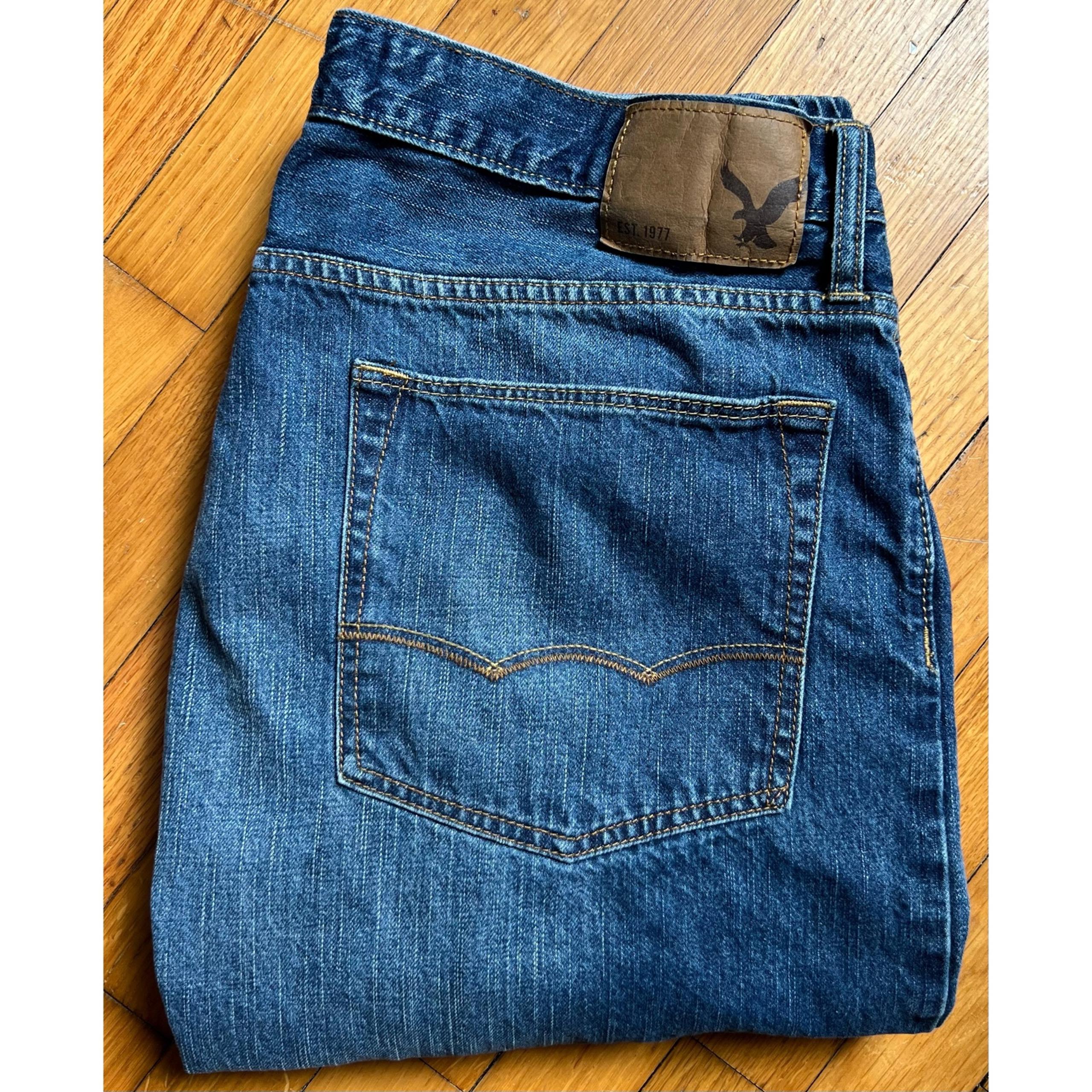 Outfitters Men’s Relaxed Straight Medium Wash Jeans Size 36/32 - American Eagle