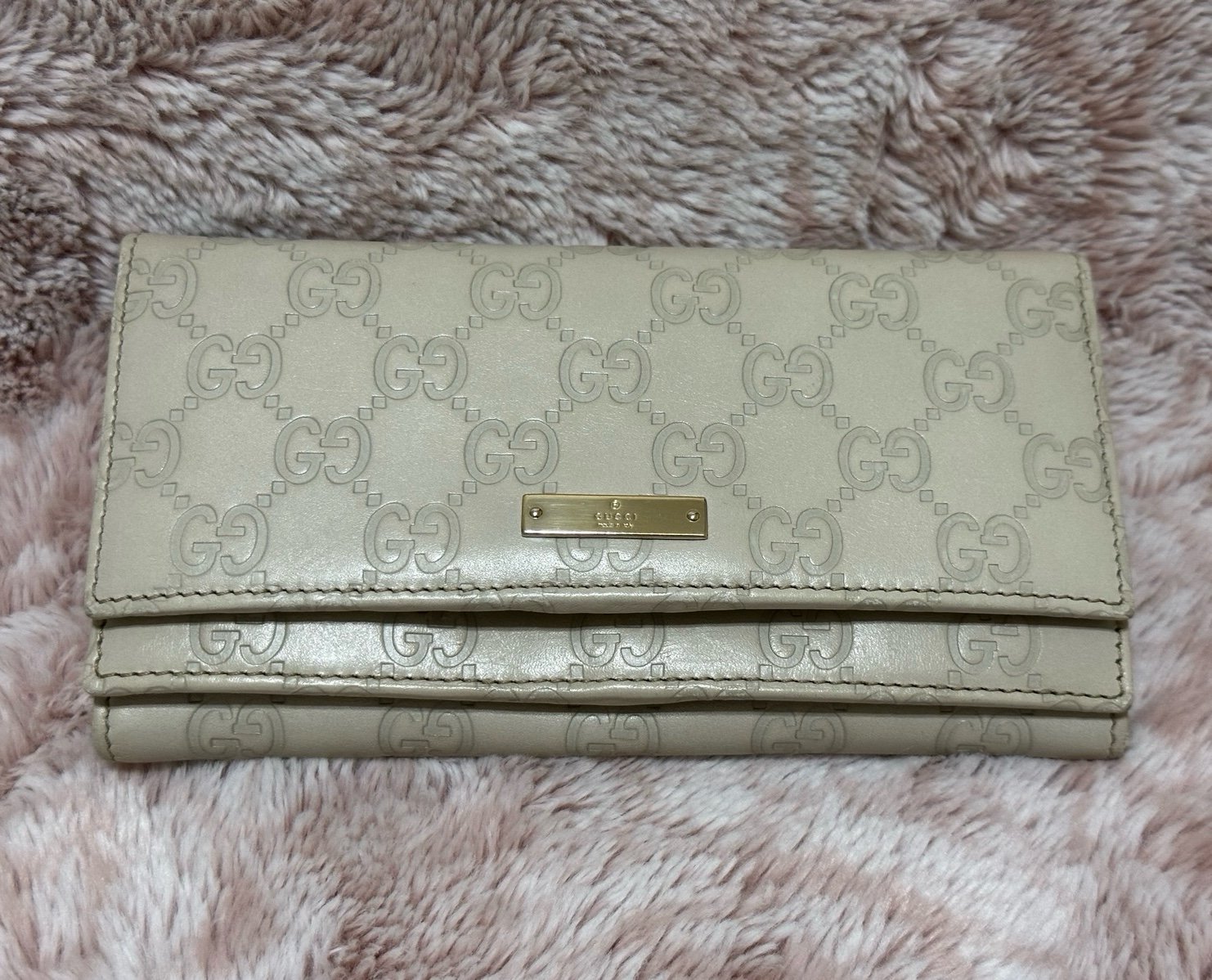 Gucci Beige Guccisima Leather Wallet