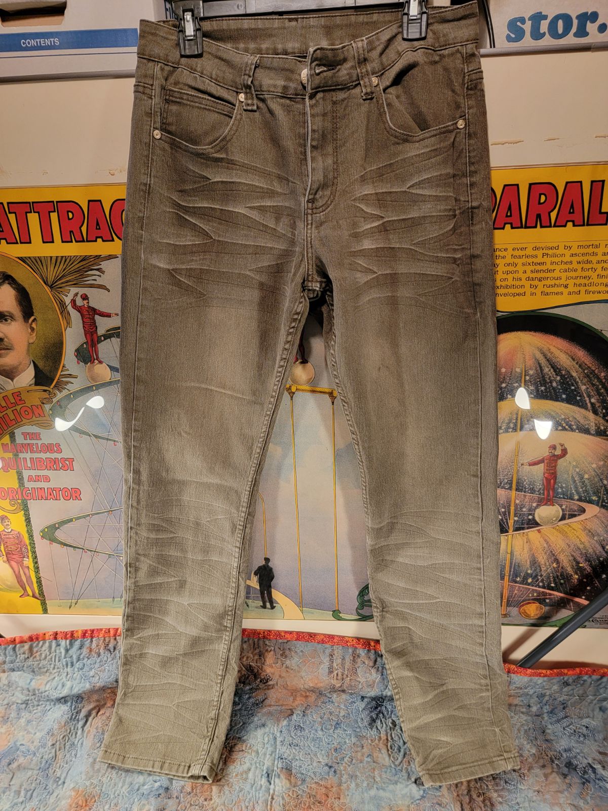 Gold Vibes acid washed skinny jeans 31w×32l