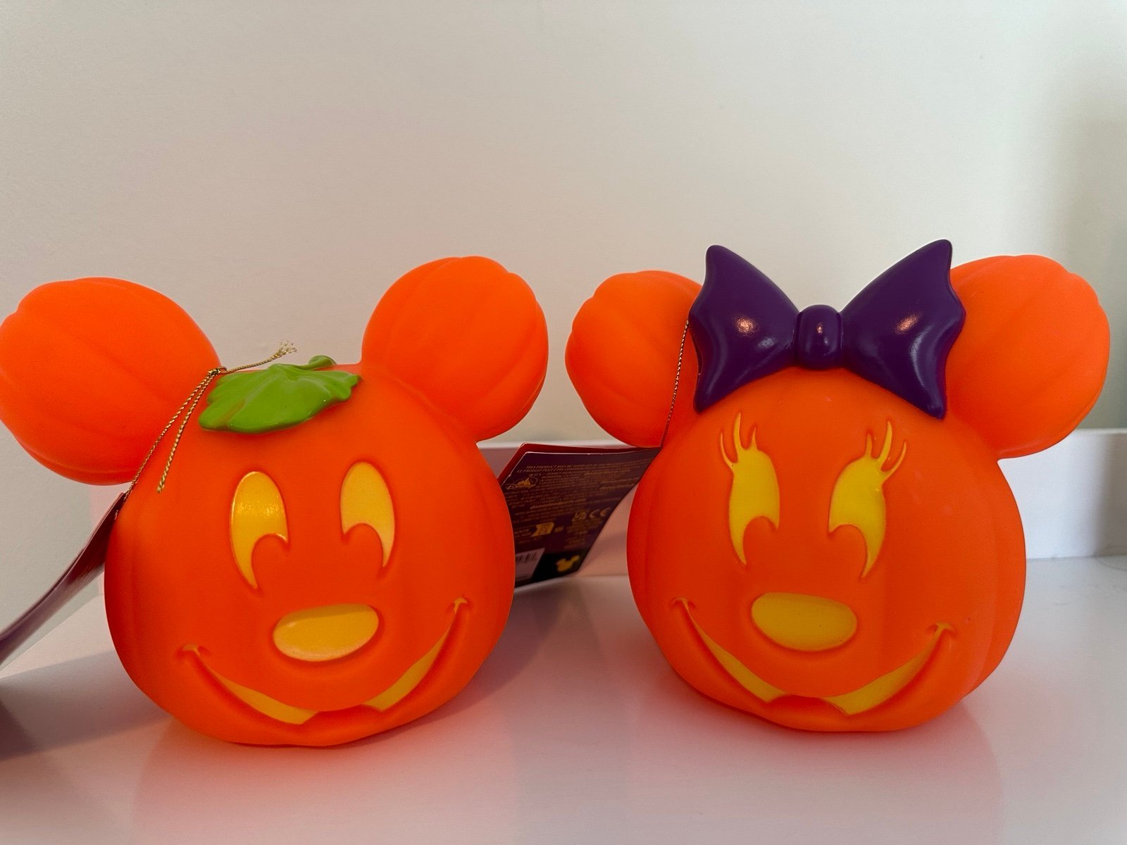 Disney Halloween 2024 Mini Pumpkin Mickey & Minnie Jack O Lanterns