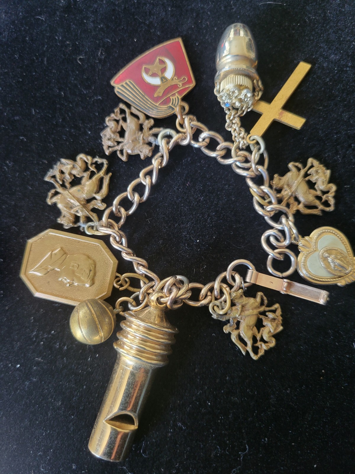 Vintage charm bracelet 11 gold metal charms