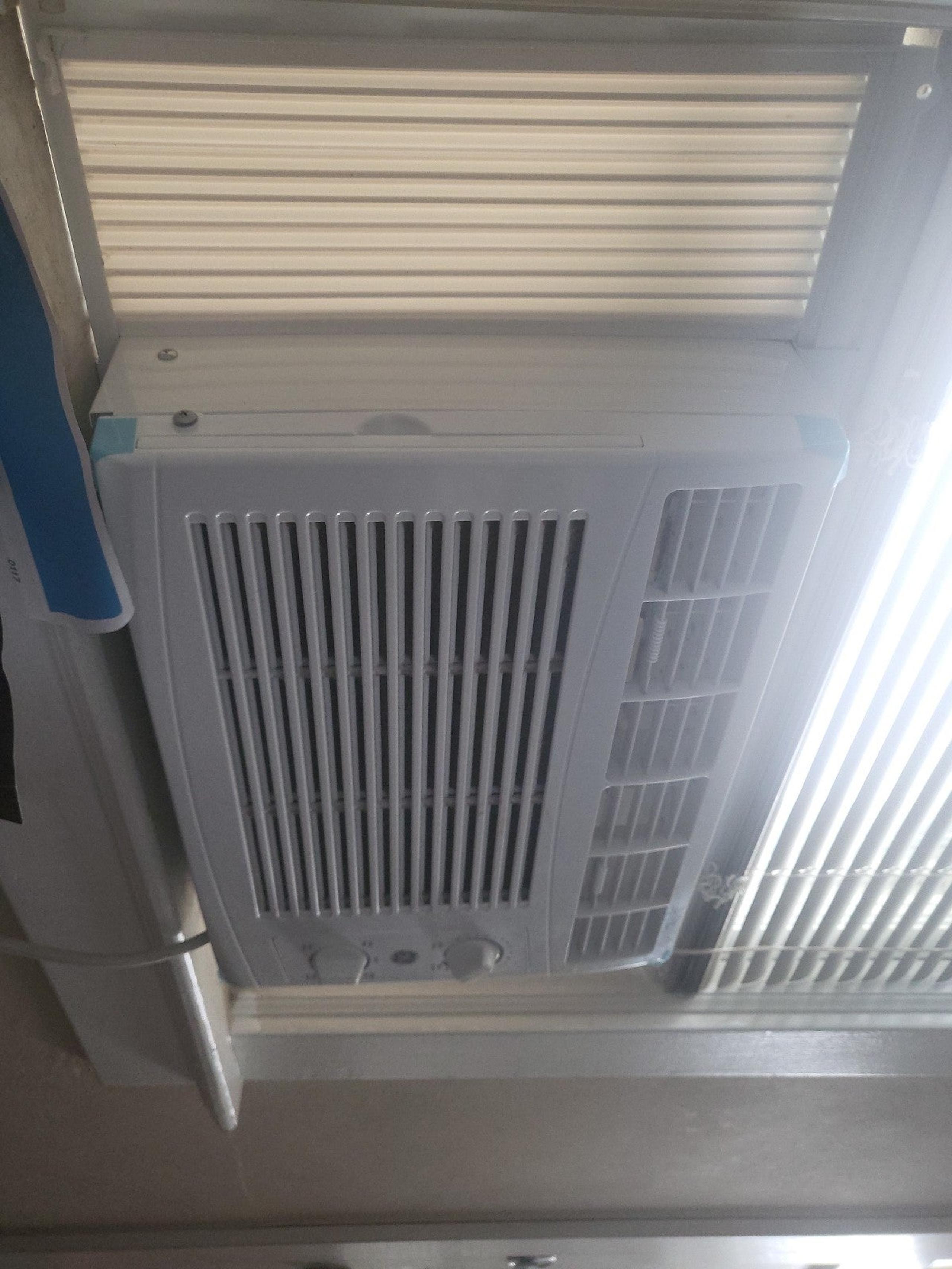 window air conditioner