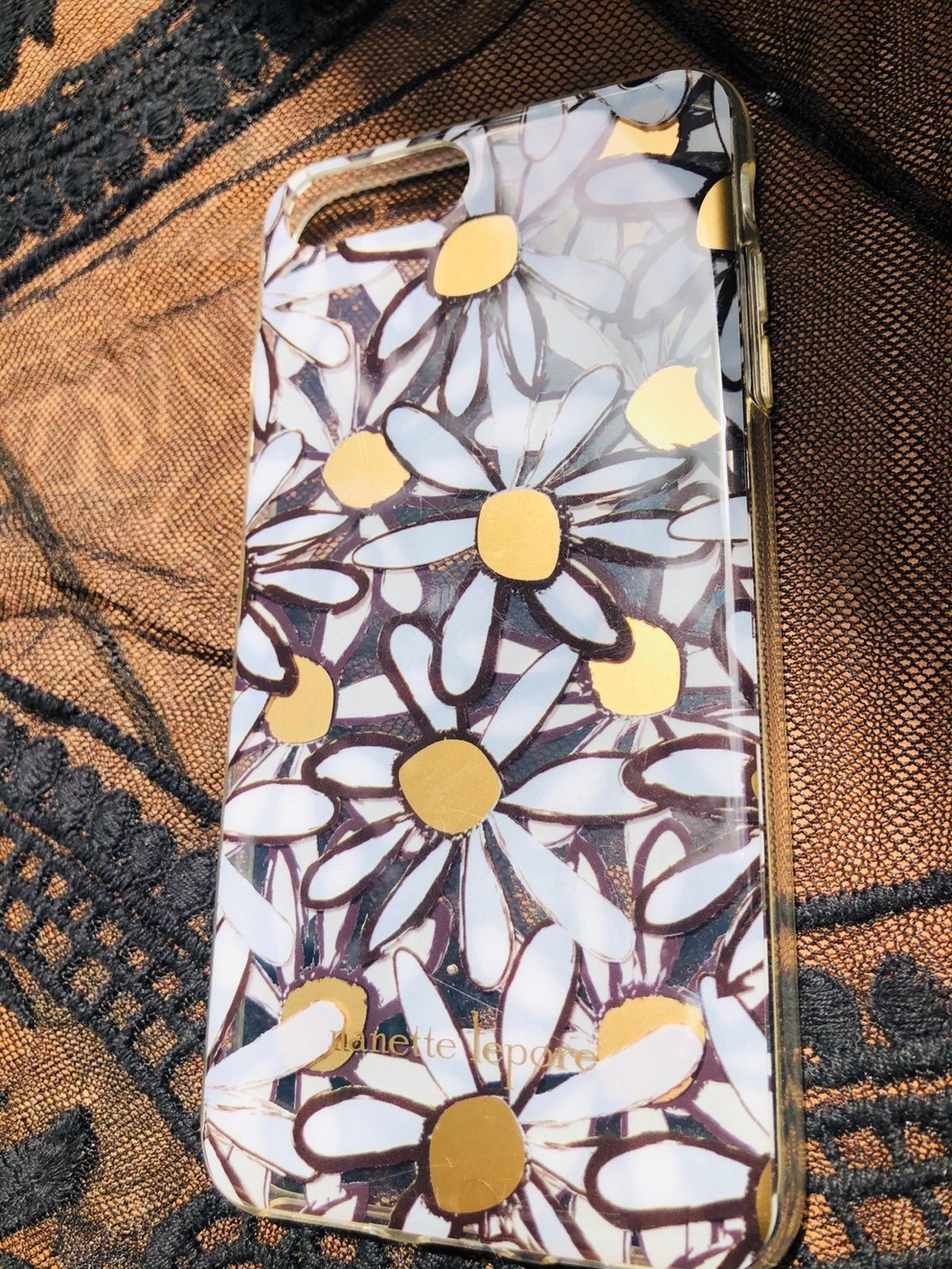 Nanette Lepore iphone 8 plus case