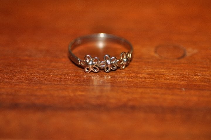 14K Tri Colored Gold Daisy Ring