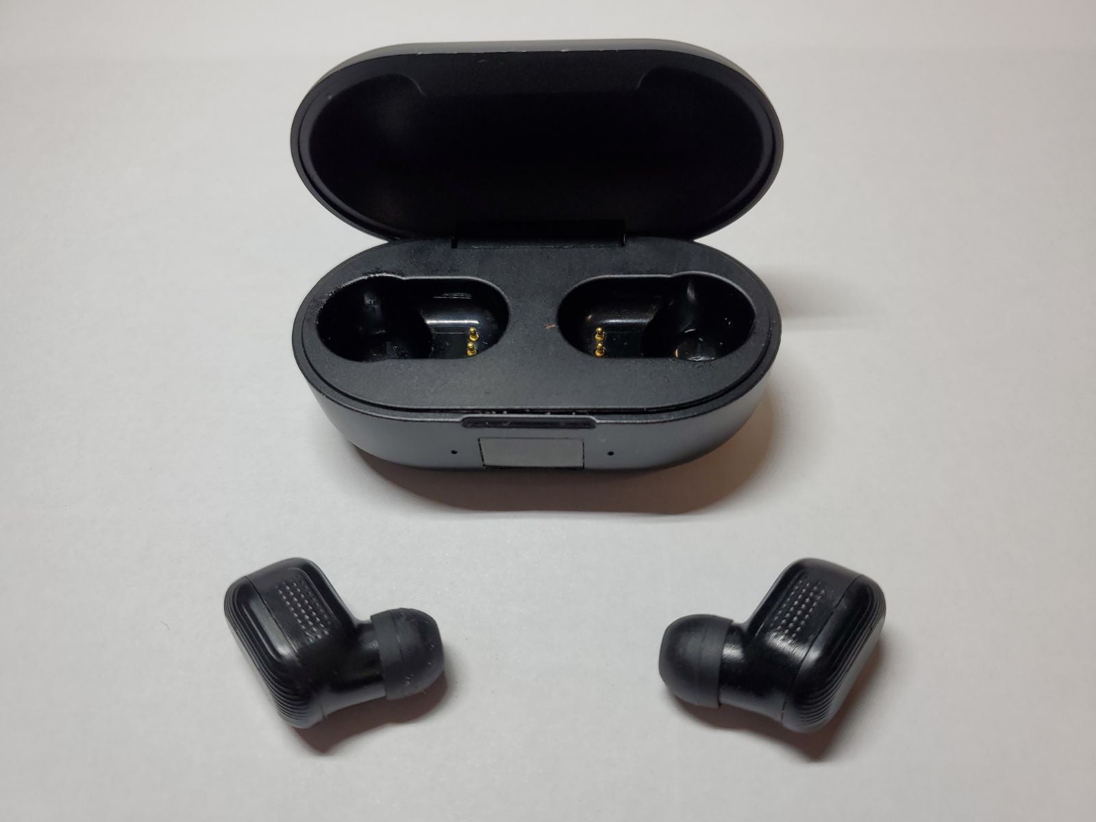 Wireless Earbuds Bluetooth 5.0 Digital L