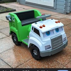 Kid Trax Real Rigs Toddler Recycling Truck