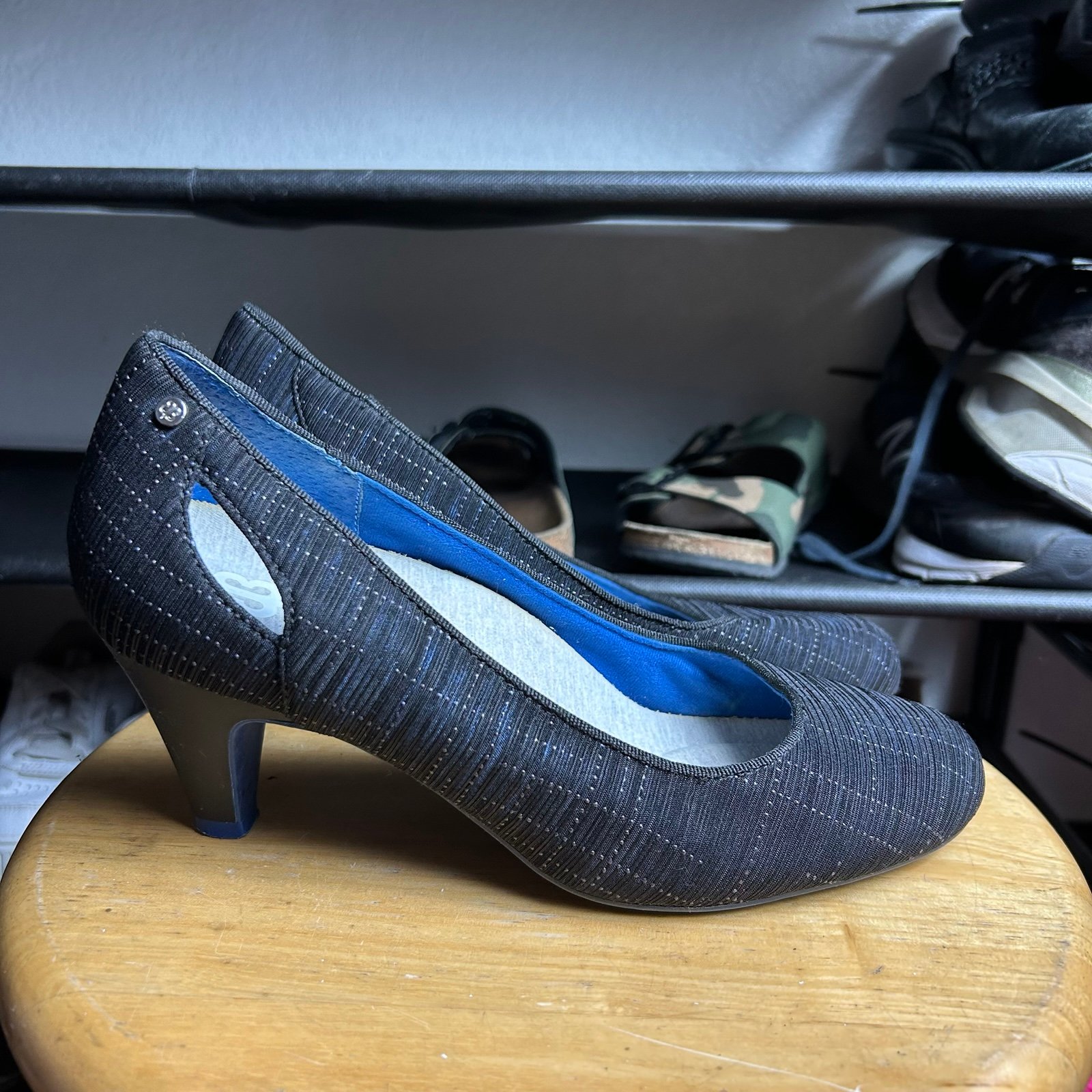 Betrabrand on your mark cut grey blue heels