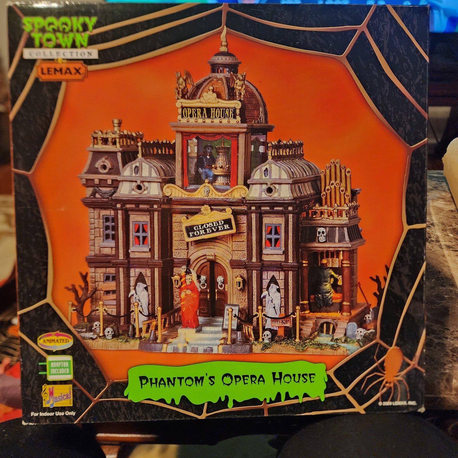 lemax spooky town PHANTOM'S OPERA HOUSE Halloween Village
