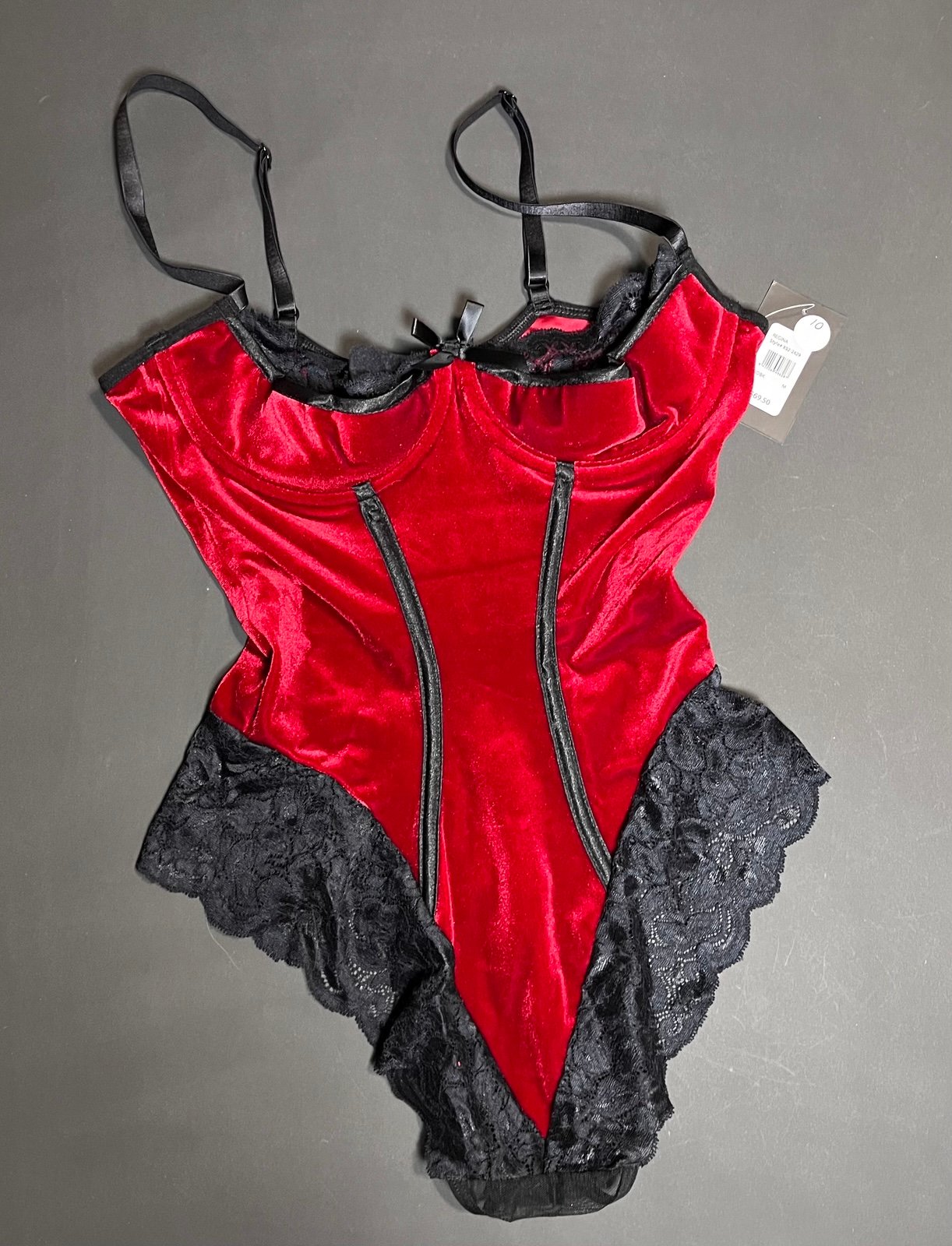 FREDERICKS OF HOLLYWOOD Red Hot Sexy Regina Lingerie 1 Piece Bodysuit Sz M NWT