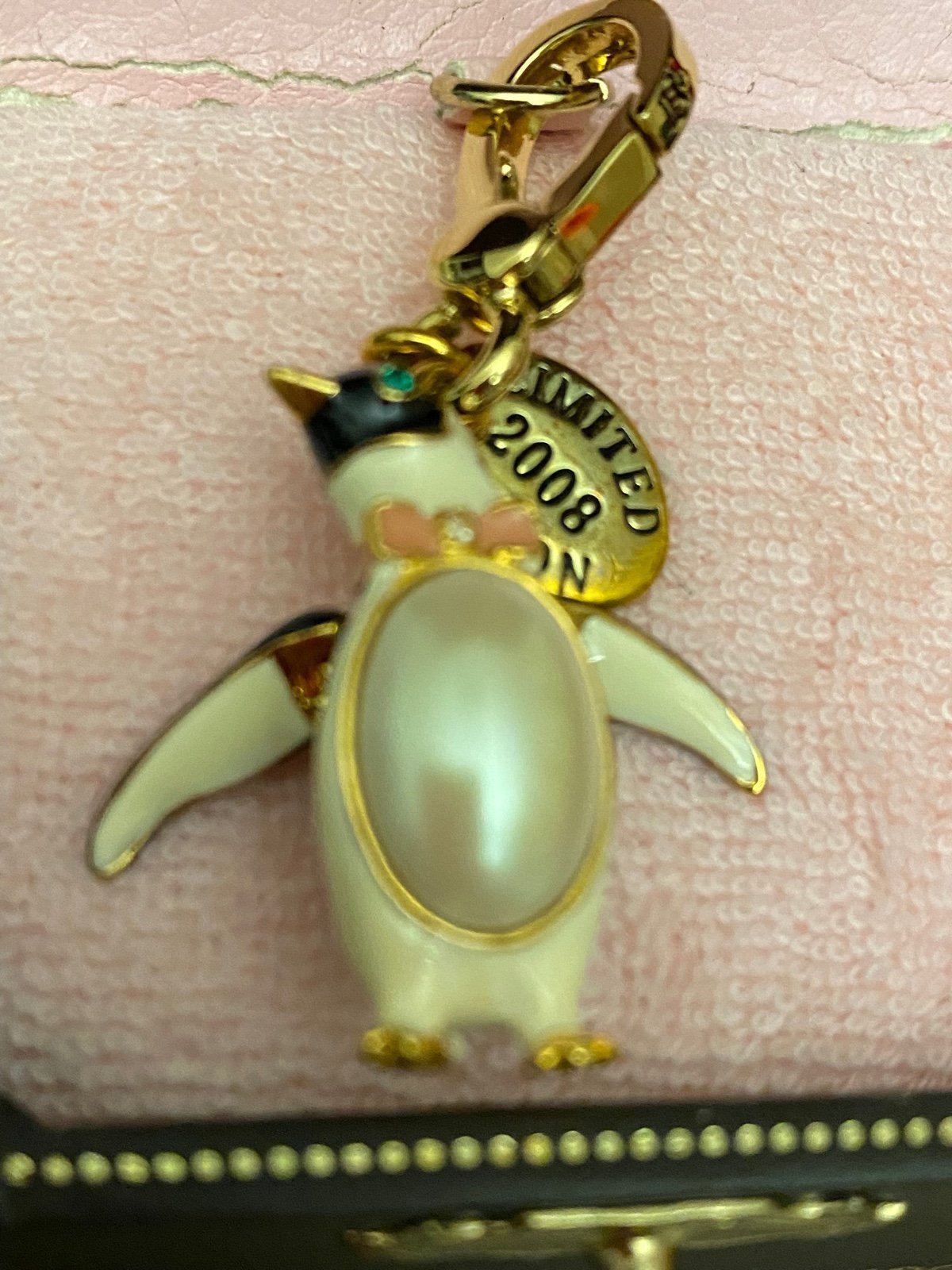 NWT & Box Juicy Couture Penguin Limited Edition 2008 YJRU2403 Vintage arms move