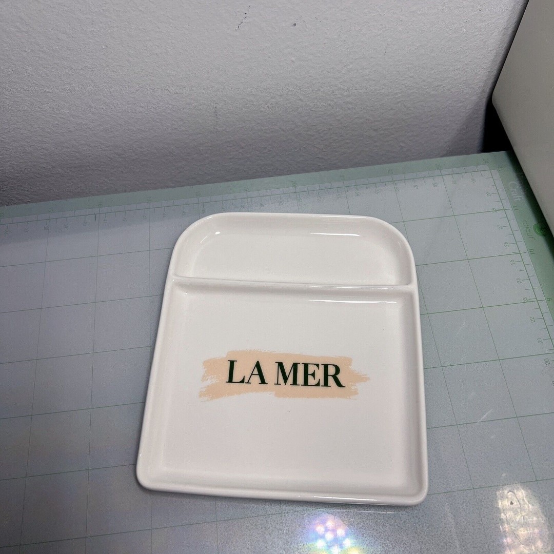 Luxury Skincare La Mer Porcelain Ceramic Tray RARE NEW Cream Green