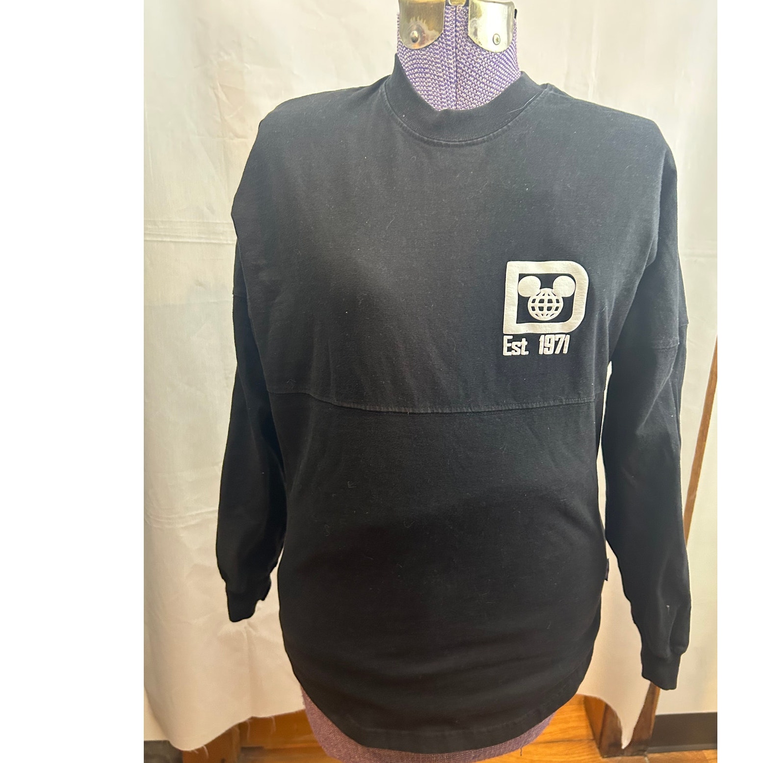 Walt Disney World Spirit Jersey Adult Extra Small Black White Mickey Mouse