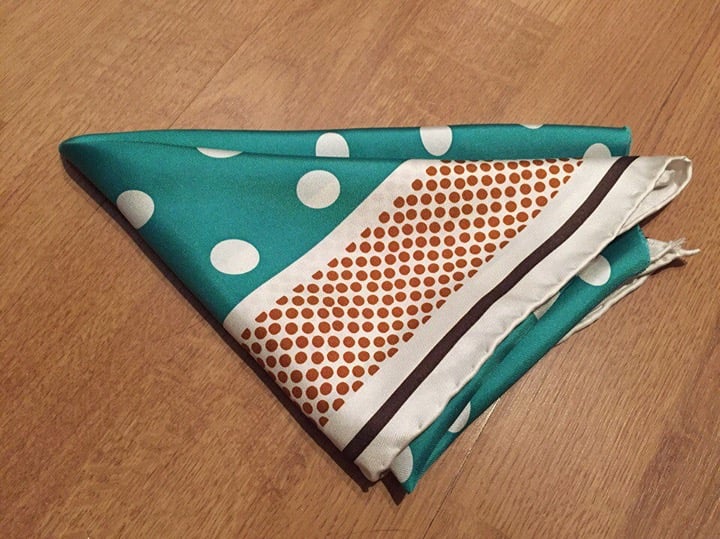 RARE MARNI H&M SILK NECK SCARF TRIANGULAR GREEN WHITE BROWN WITH DOTS