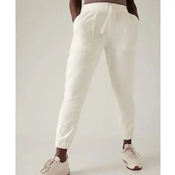 NWOT Athleta Farallon Jogger Magnolia White | Size S