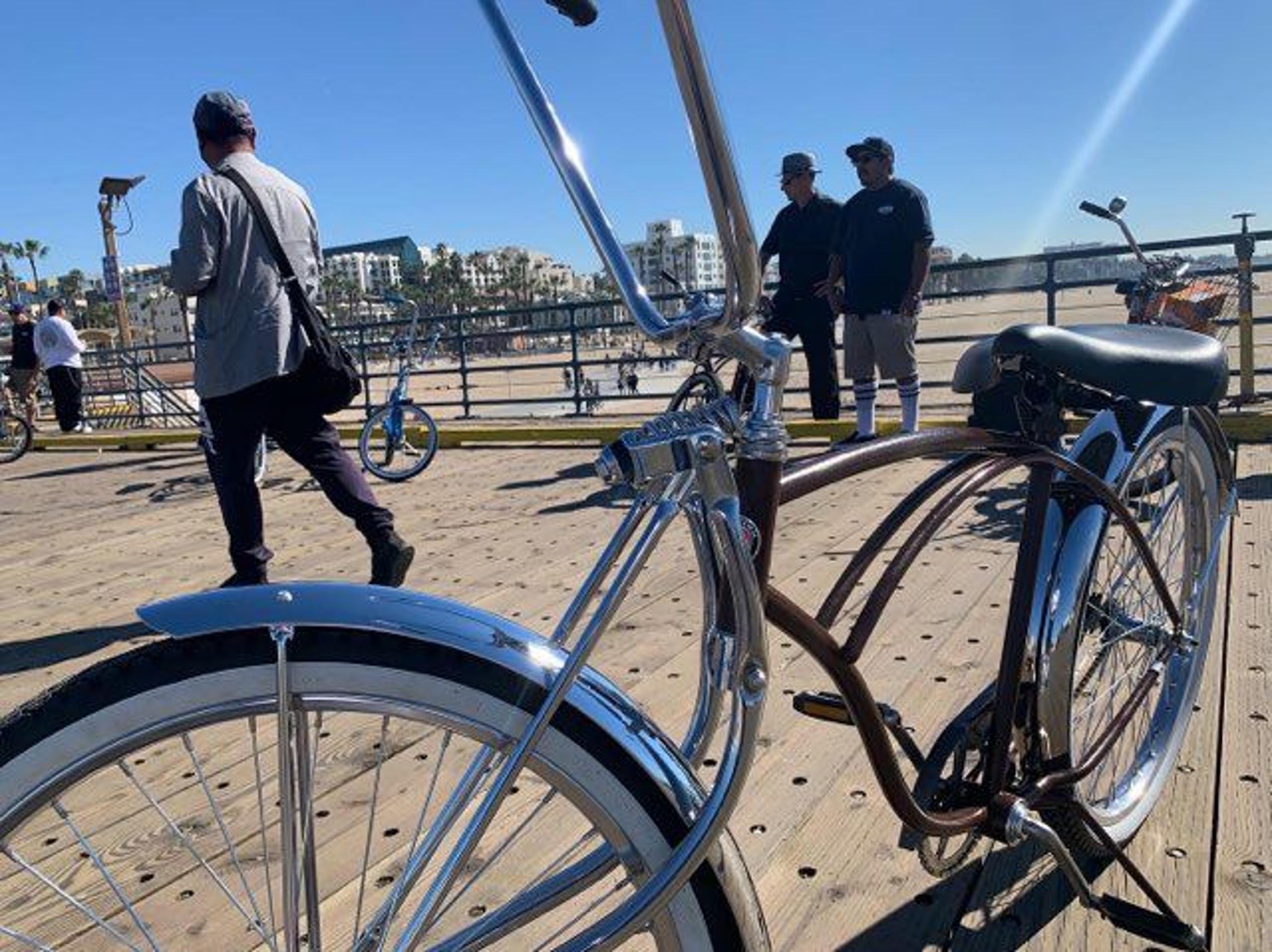 26" schwinn mild custom beach cruiser