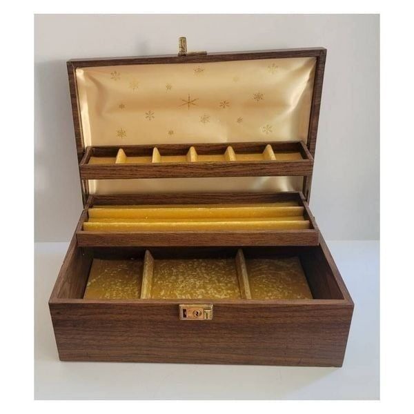 Vintage 1950's Large Faux Wood and Gold Starbust Snowflake Hollywood Glam Jewelr