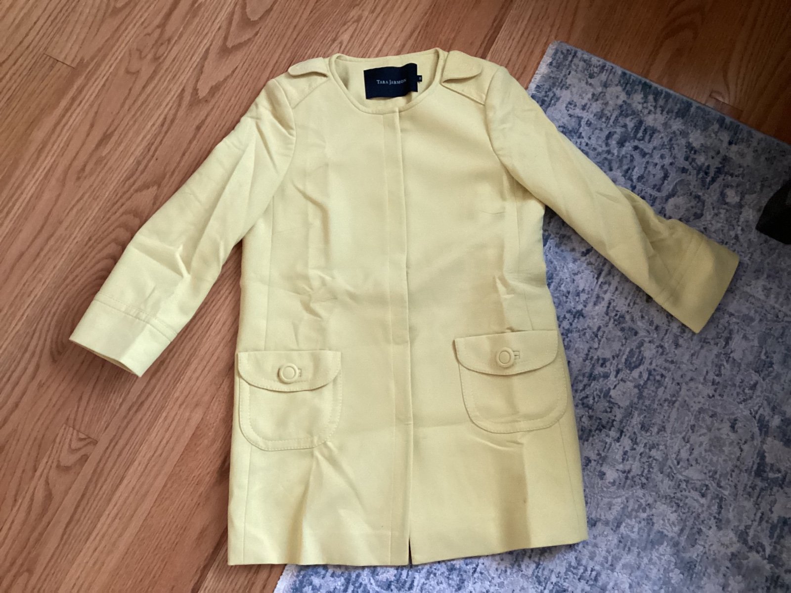 Tara Jarmon Buisness Suit