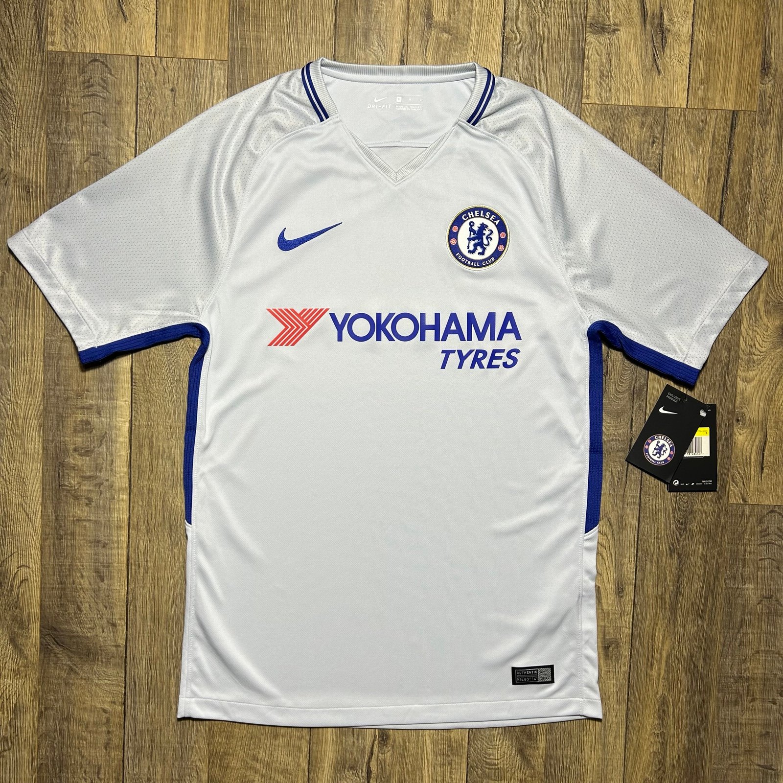 Nike Chelsea FC 2017/18 Authentic Soccer Jersey Men’s Small NWT 95