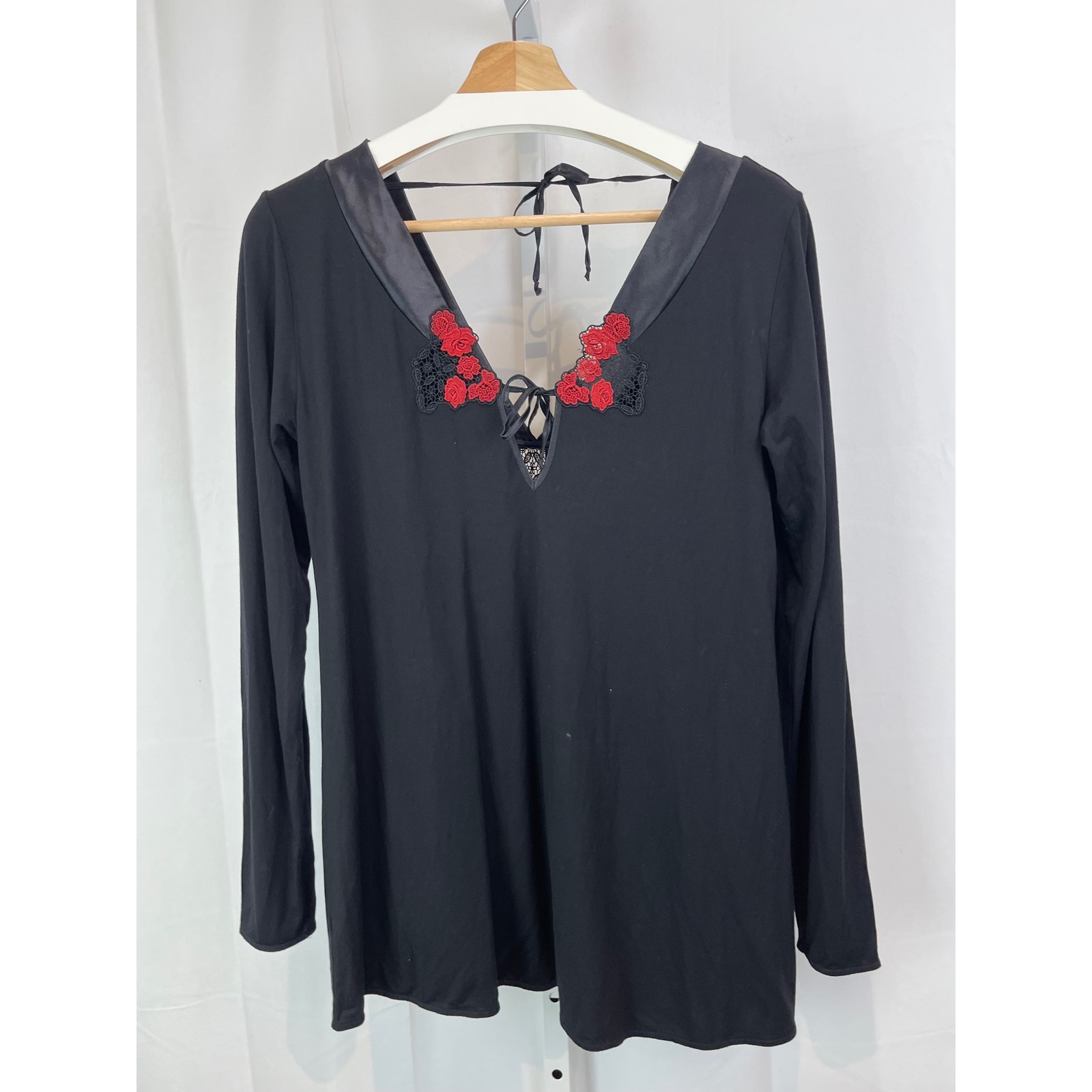 LA PERLA Villa Toscana Long Sleeve Pajama Top Lace Satin Trim Black Red Size S