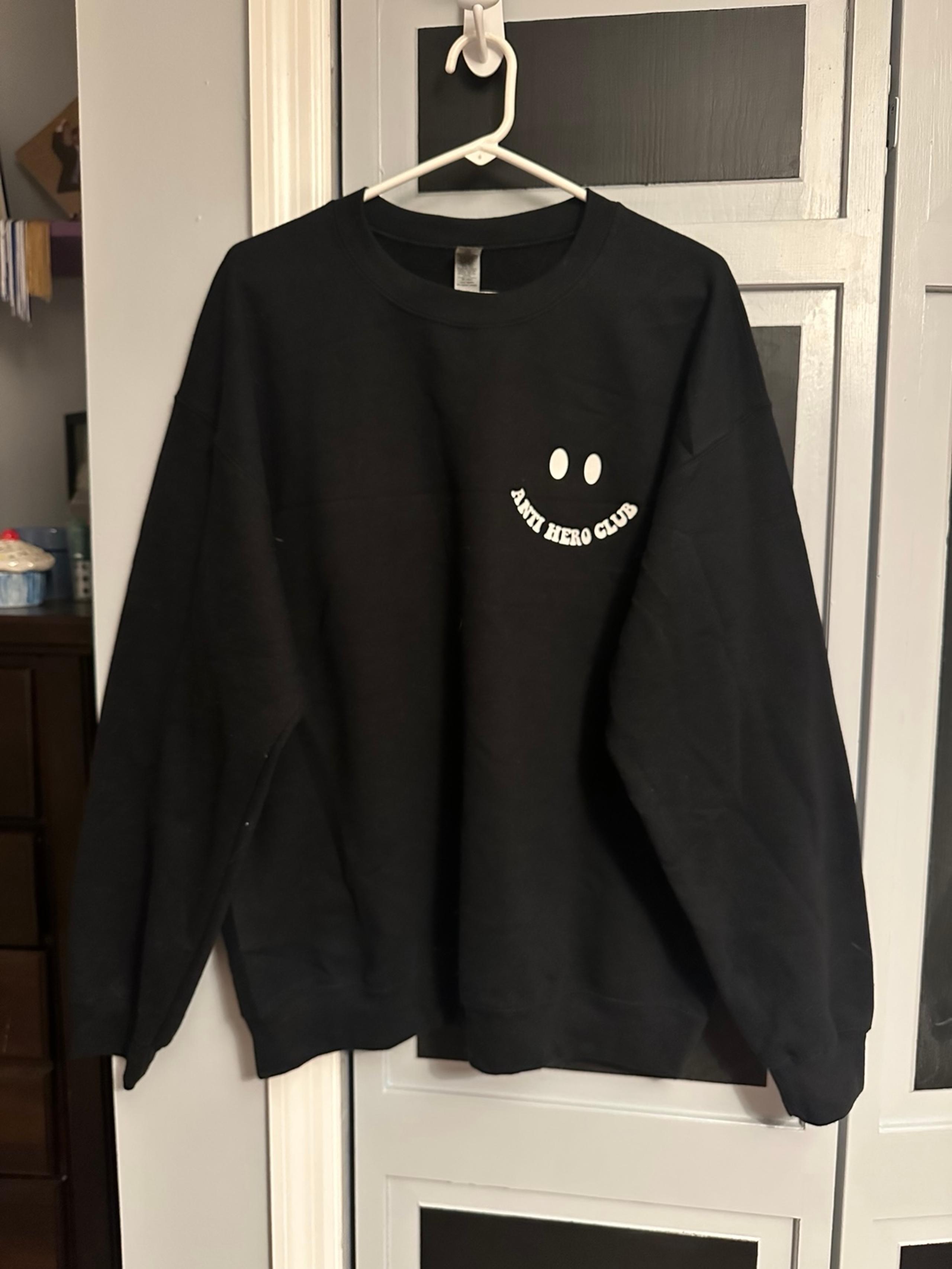 Sweatshirt