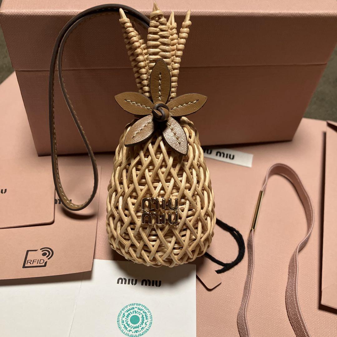 Miu Miu Pineapple