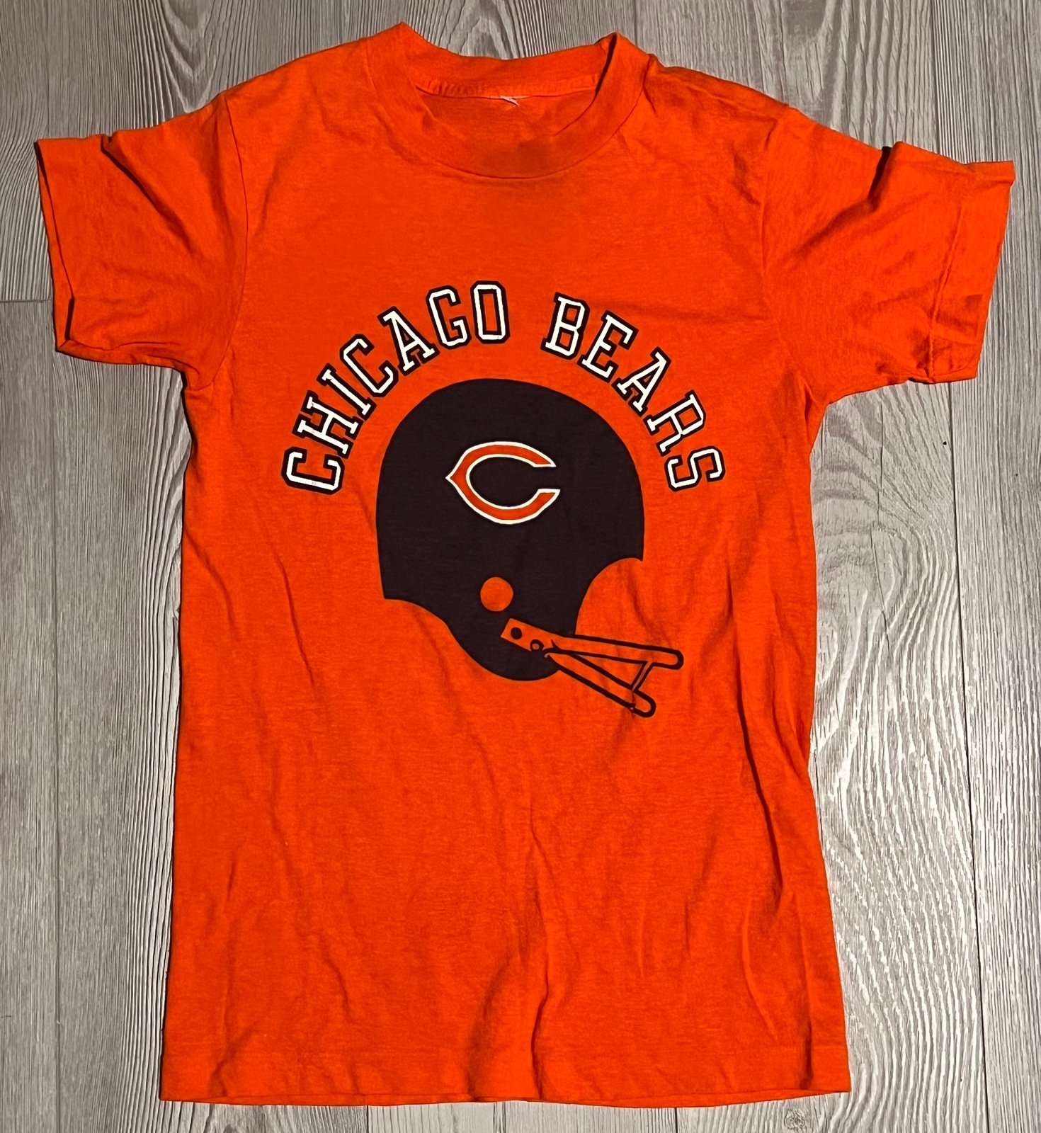 Vintage Chicago Bears Tshirt Size Small READ BELOW