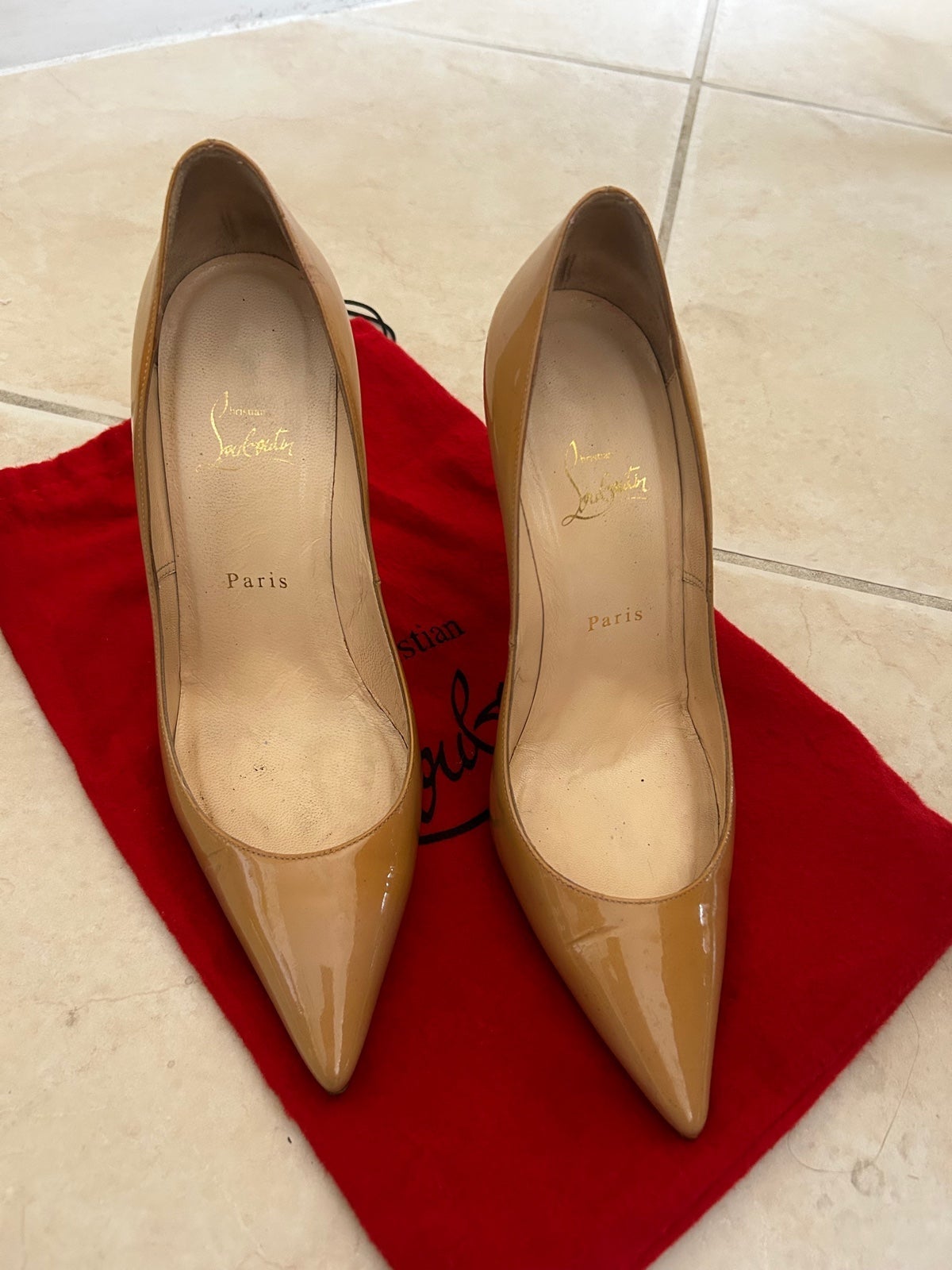Christian Louboutin Pigalle Follies Pumps
