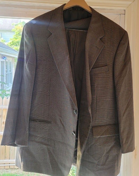 Olive Tailors Row Suit