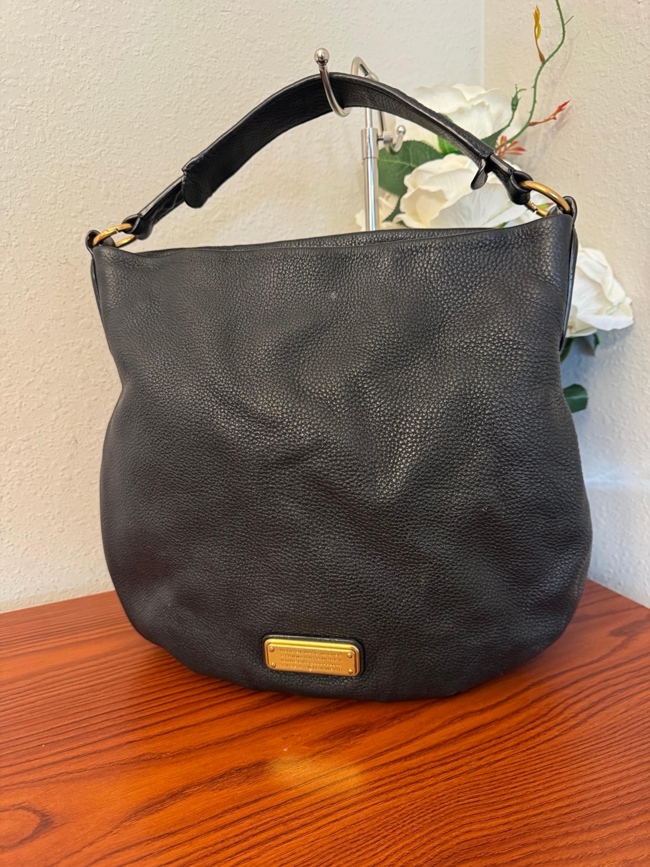 Marc by Marc Jacobs Black Leather Hobo Bag Gold hard ware Vintage