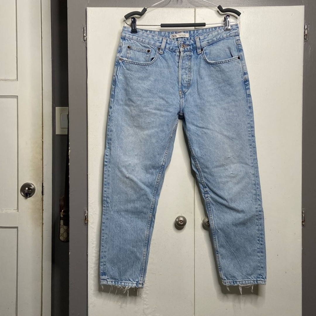 zara men slim distressed crop jeans size 32 light wash blue