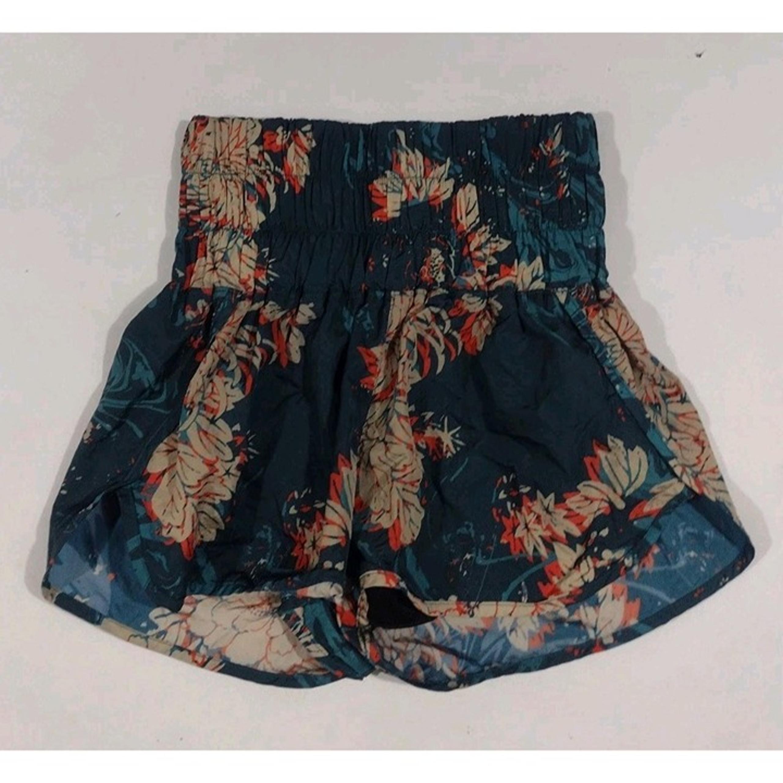 Free People Movement The Way Home Shorts Size XS Green Floral Pull On Active