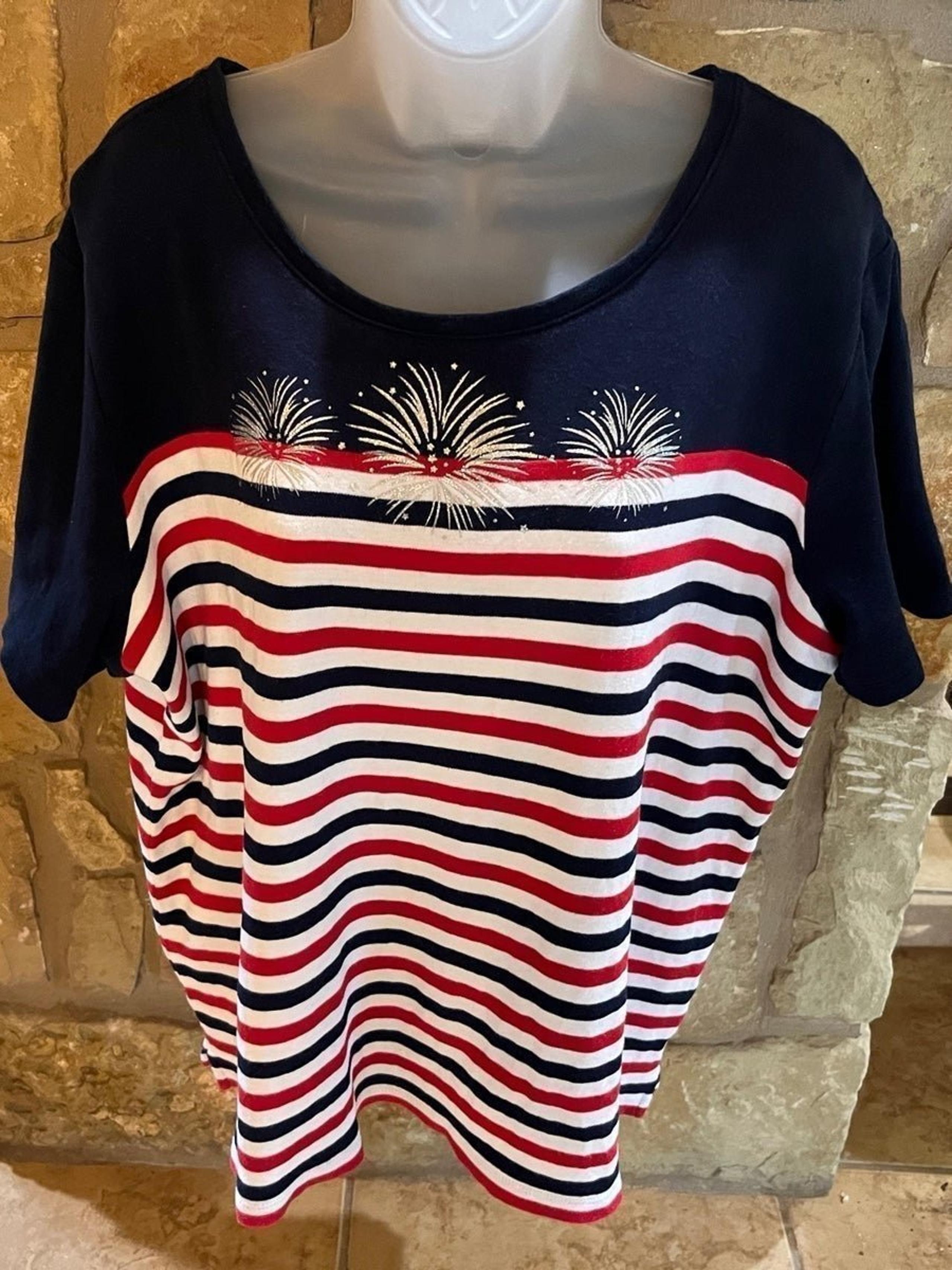 Kim Rogers Patriotic Knit Top Women's XL USA July 4th Red White & Blue Fireworks