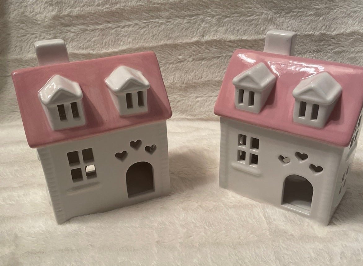 Sold Out TikTok Viral Target Pink Roof Valentine Day Set of 2 Houses